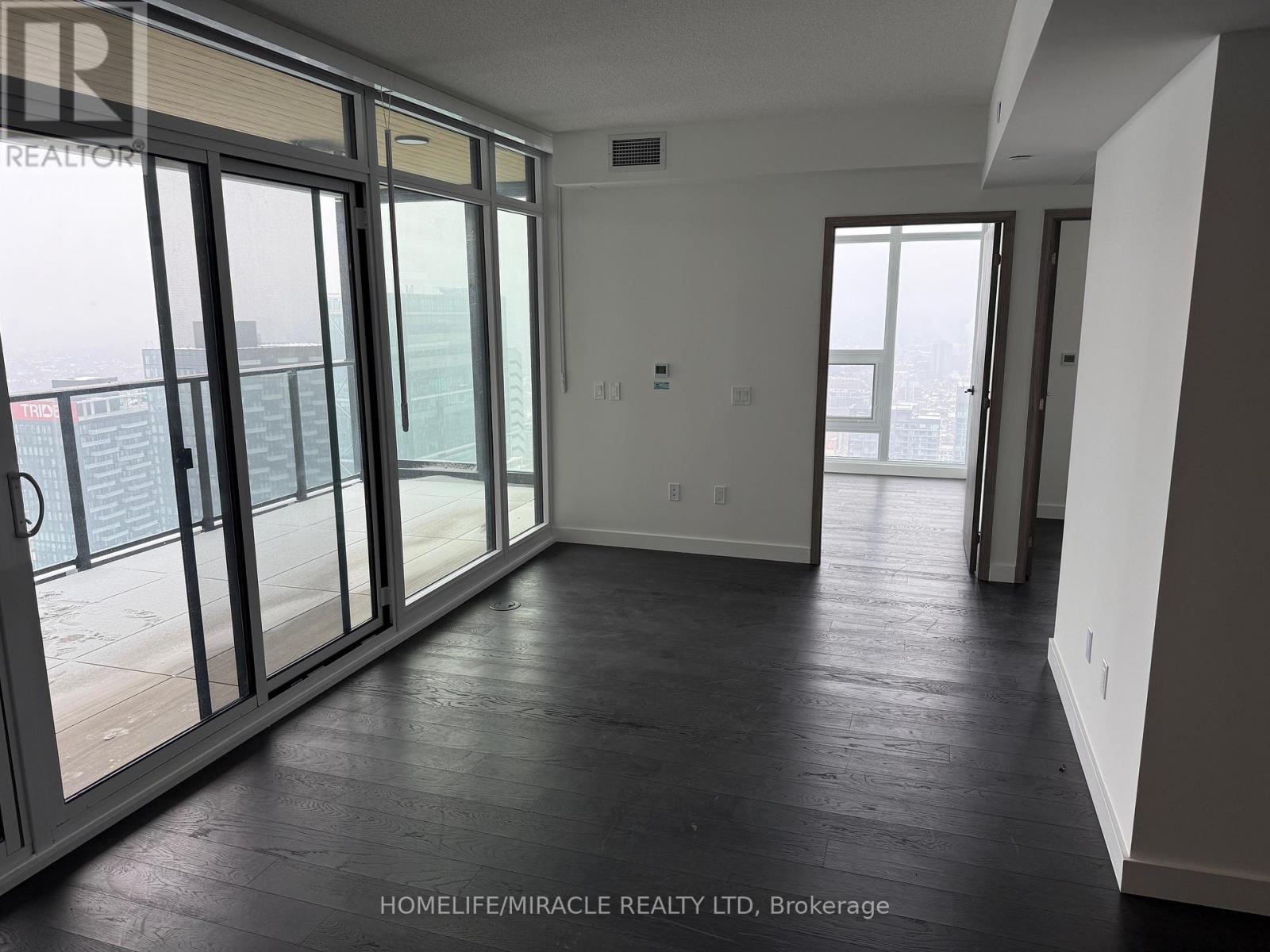 6508 - 1 Concord Cityplace Way, Toronto, Ontario  M5V 0X3 - Photo 21 - C12794454