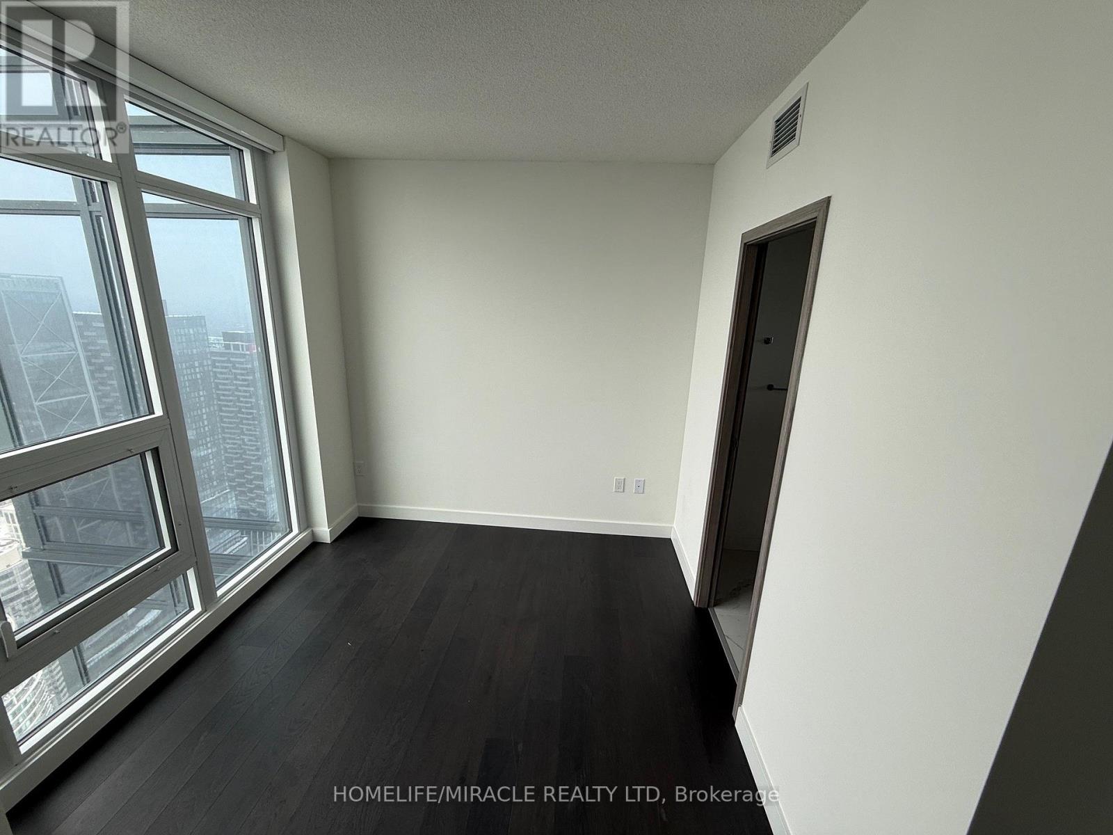6508 - 1 Concord Cityplace Way, Toronto, Ontario  M5V 0X3 - Photo 20 - C12794454