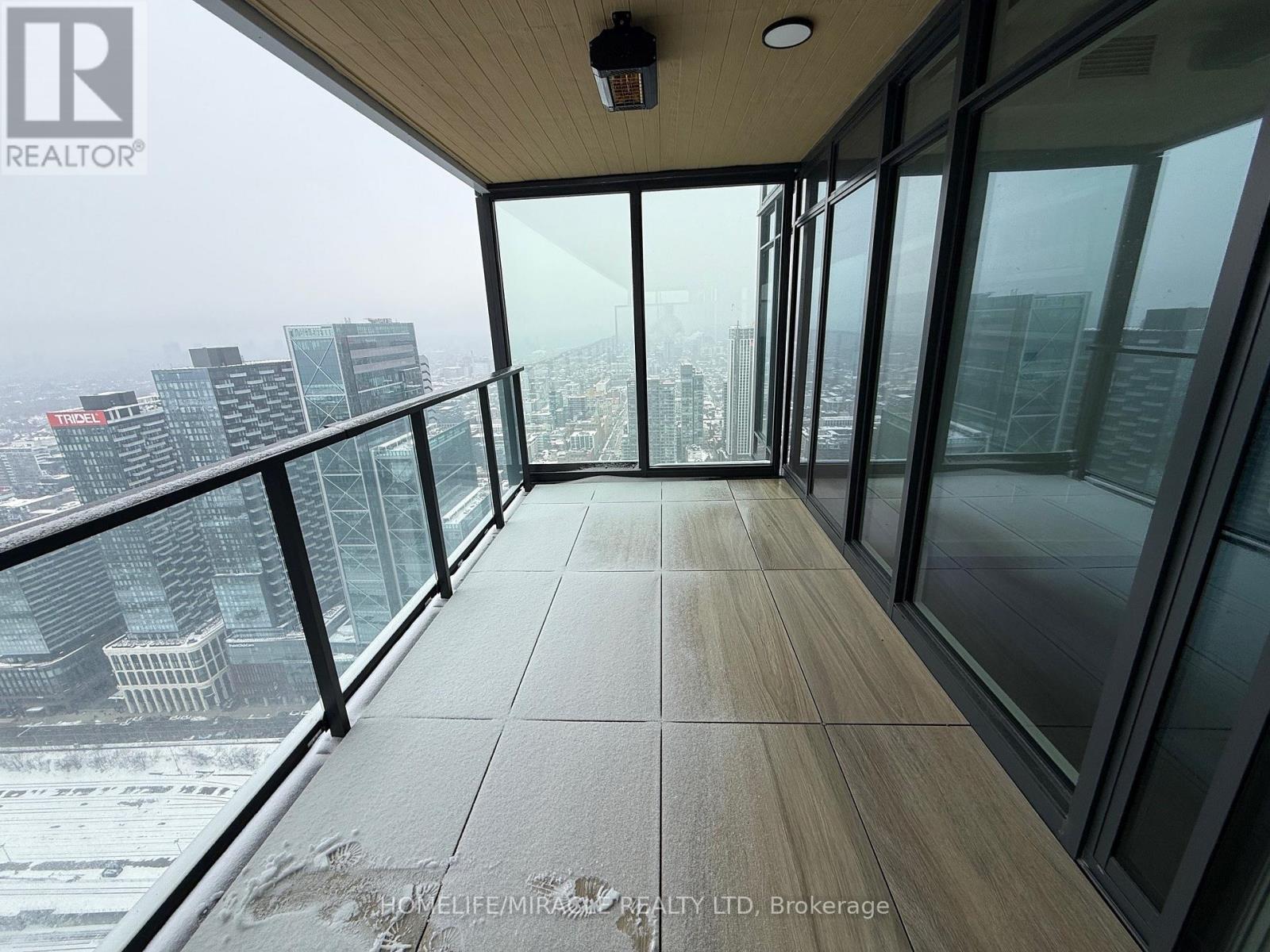 6508 - 1 Concord Cityplace Way, Toronto, Ontario  M5V 0X3 - Photo 18 - C12794454