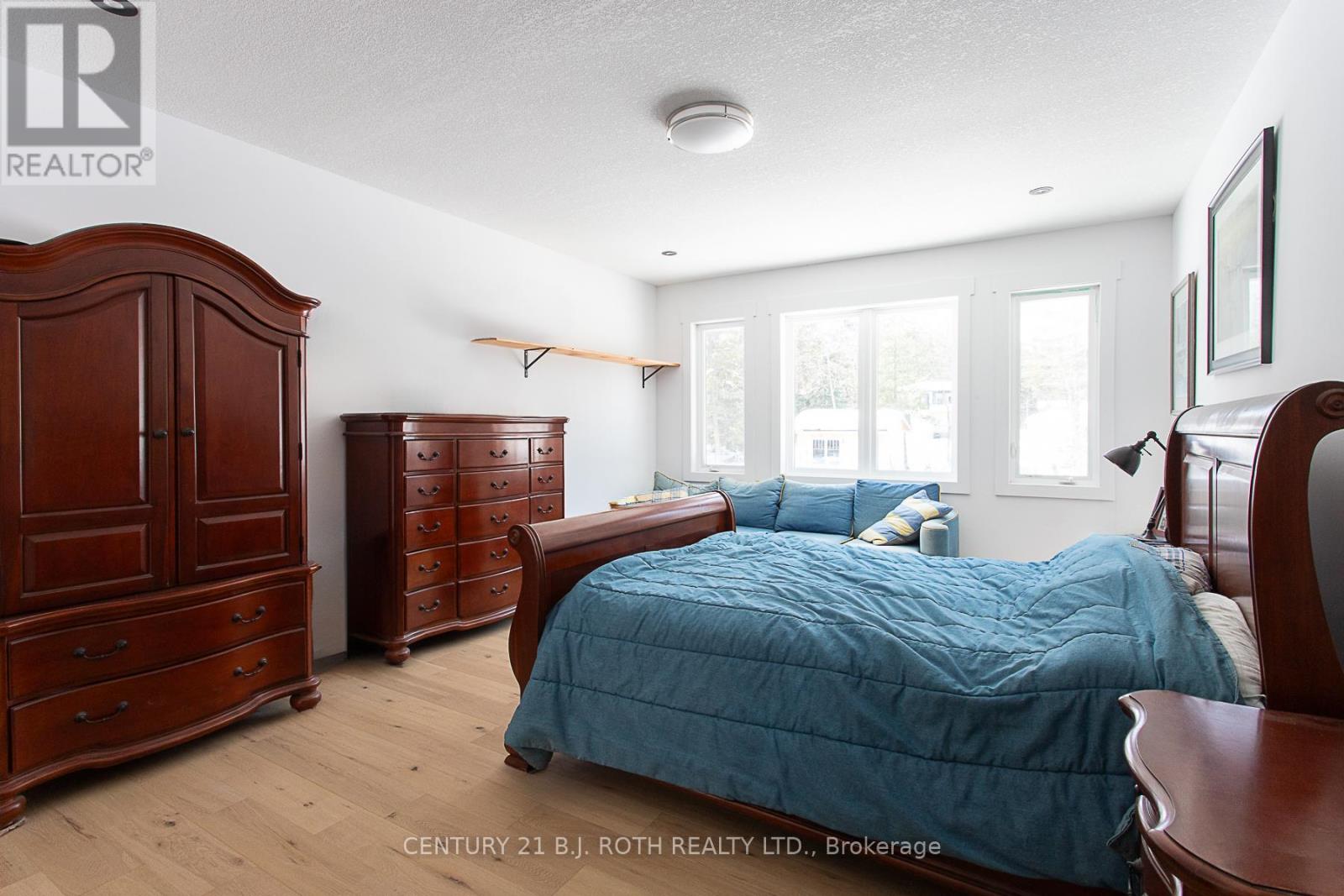 3200 Beach Avenue, Innisfil, Ontario  L9S 2K6 - Photo 15 - N12813542