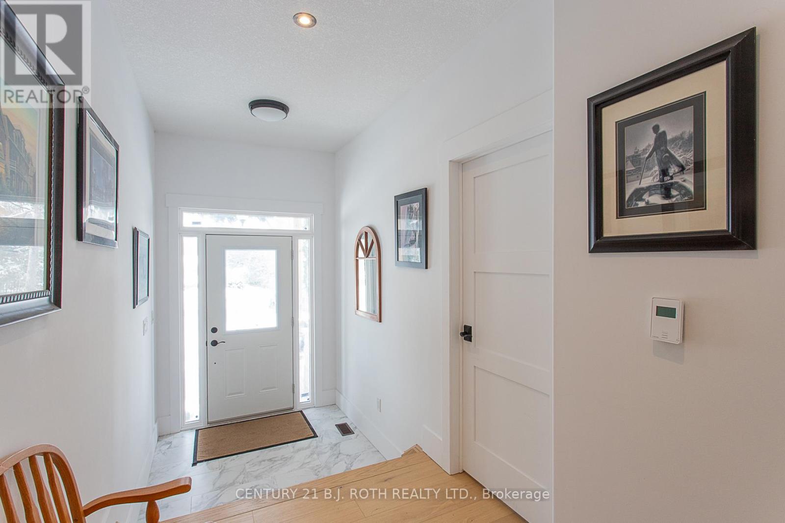 3200 Beach Avenue, Innisfil, Ontario  L9S 2K6 - Photo 2 - N12813542