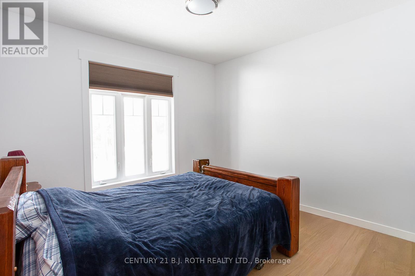 3200 Beach Avenue, Innisfil, Ontario  L9S 2K6 - Photo 3 - N12813542