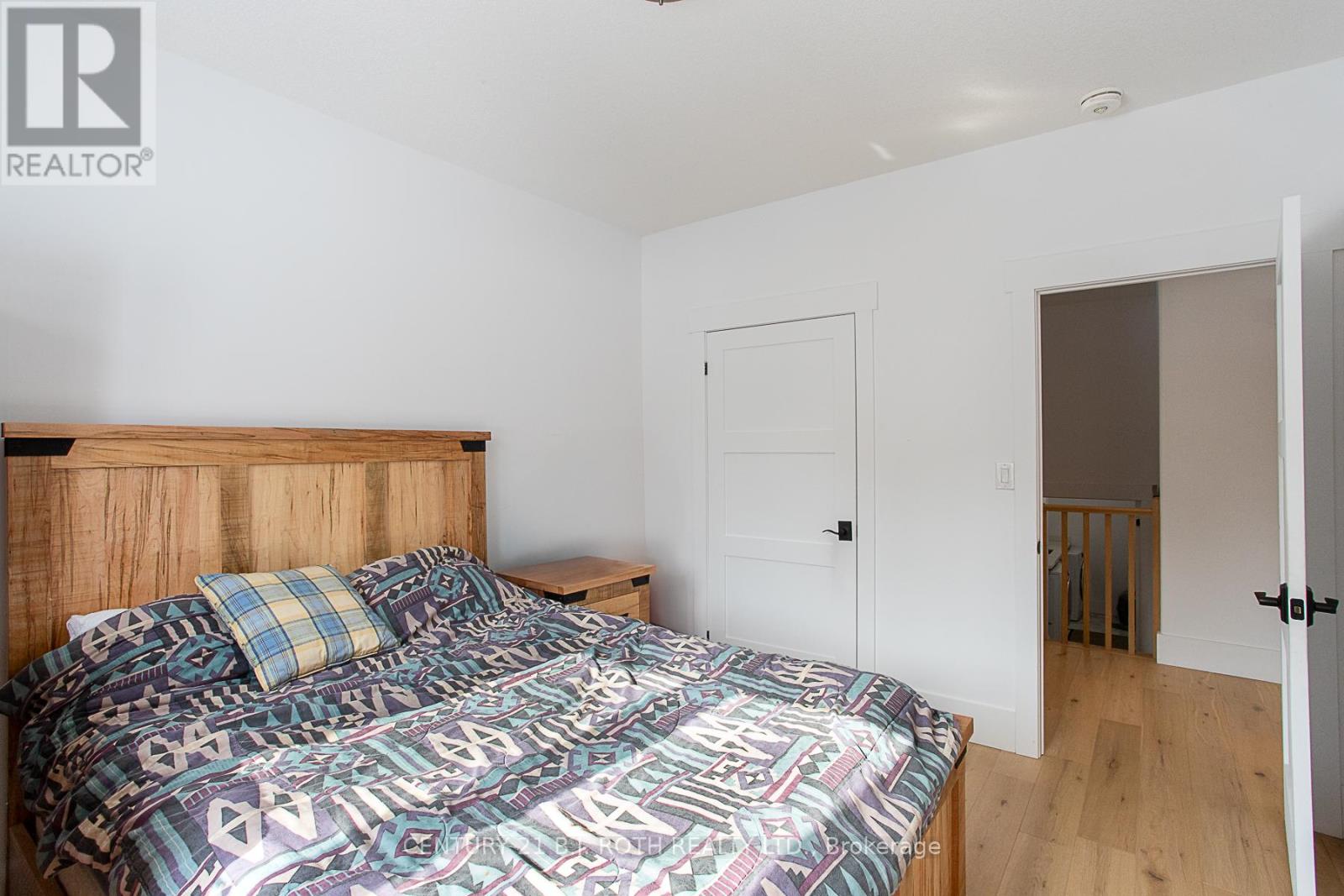 3200 Beach Avenue, Innisfil, Ontario  L9S 2K6 - Photo 7 - N12813542