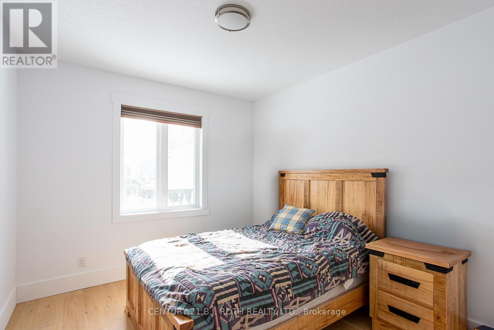 3200 Beach Avenue, Innisfil, Ontario  L9S 2K6 - Photo 6 - N12813542