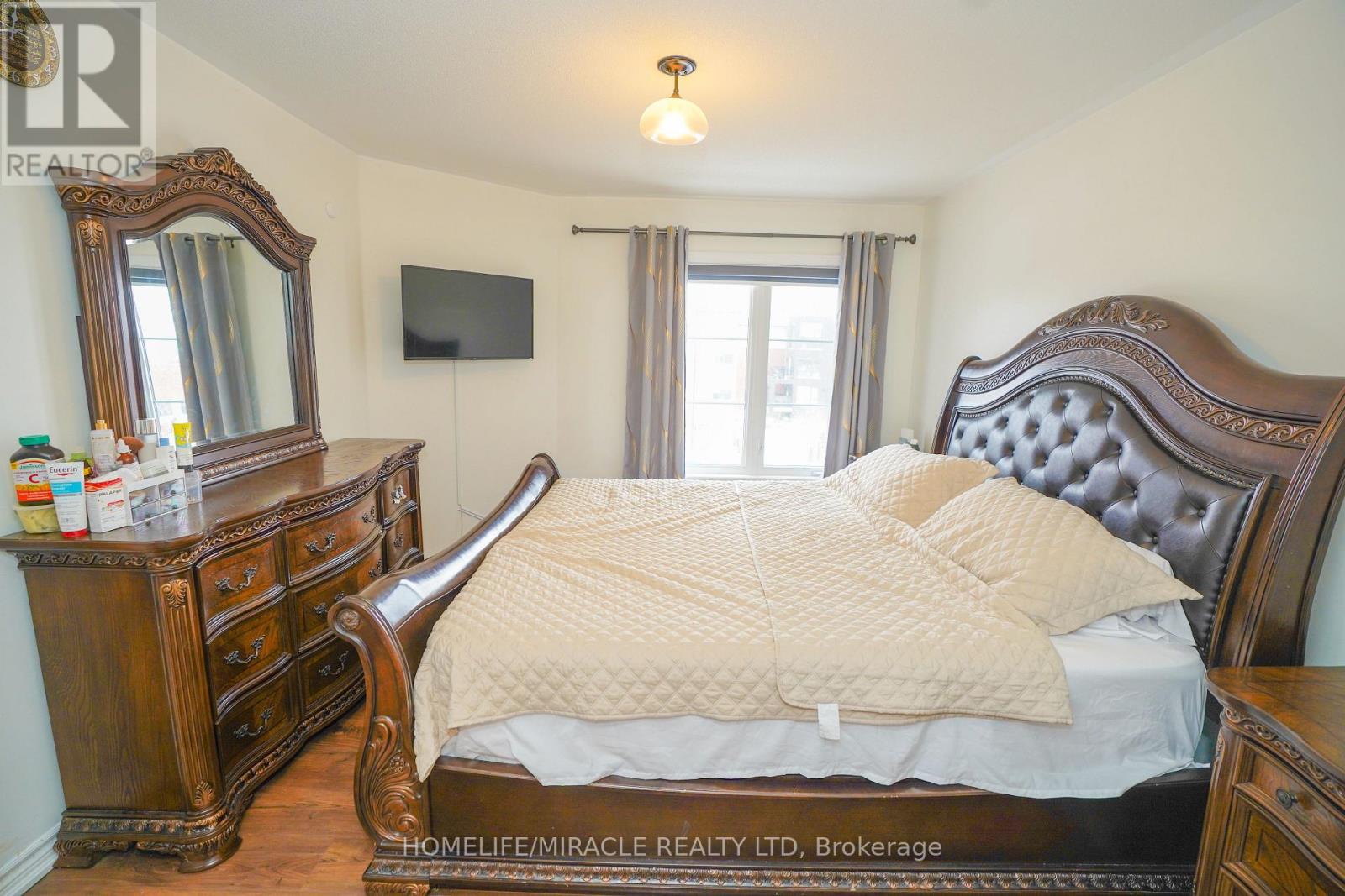 98 - 200 Veterans Drive, Brampton, Ontario  L7A 4S6 - Photo 25 - W12808636