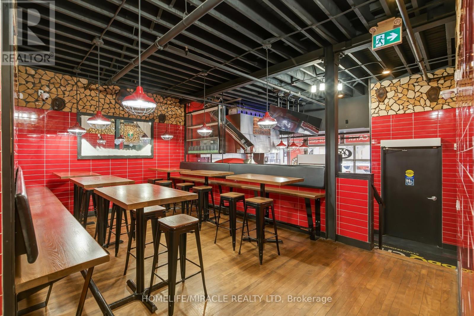 45 James Street, St. Catharines, Ontario  L2R 5B9 - Photo 7 - X12813834