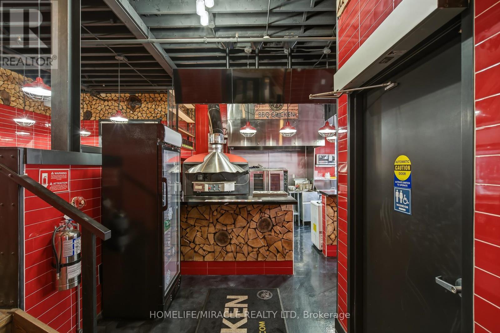 45 James Street, St. Catharines, Ontario  L2R 5B9 - Photo 5 - X12813834