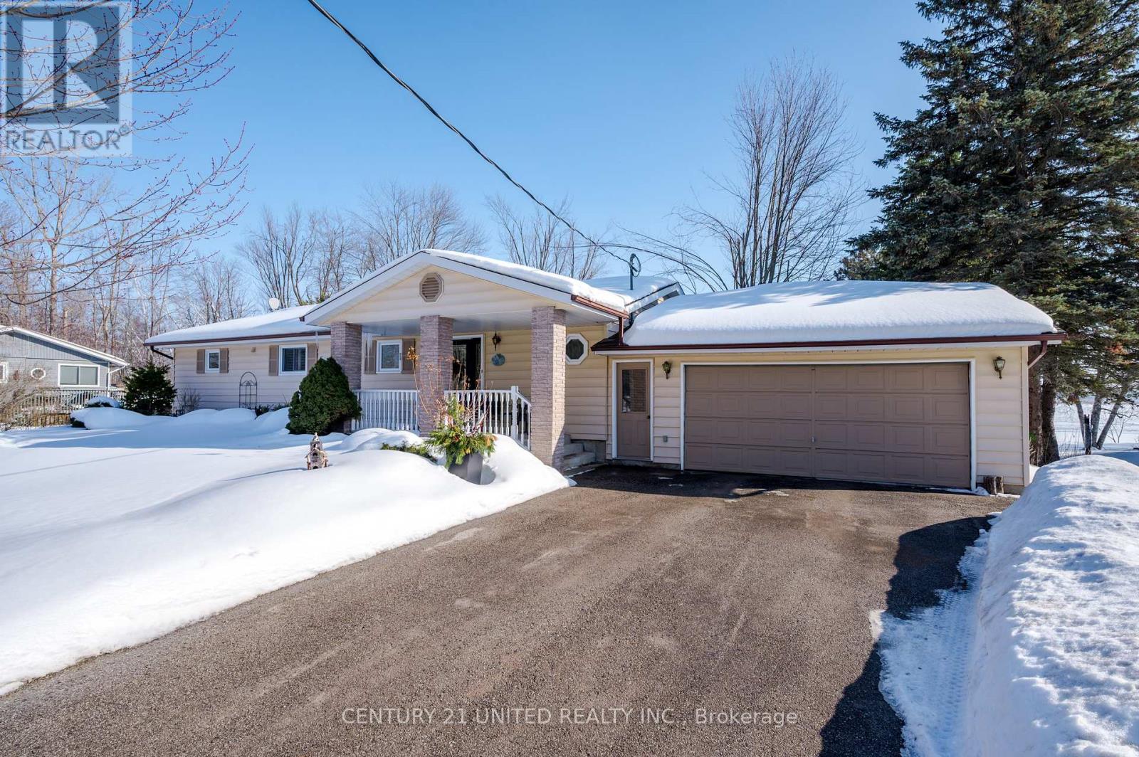 1 Lakeshore Boulevard, Selwyn, Ontario  K0L 1T0 - Photo 3 - X12806356