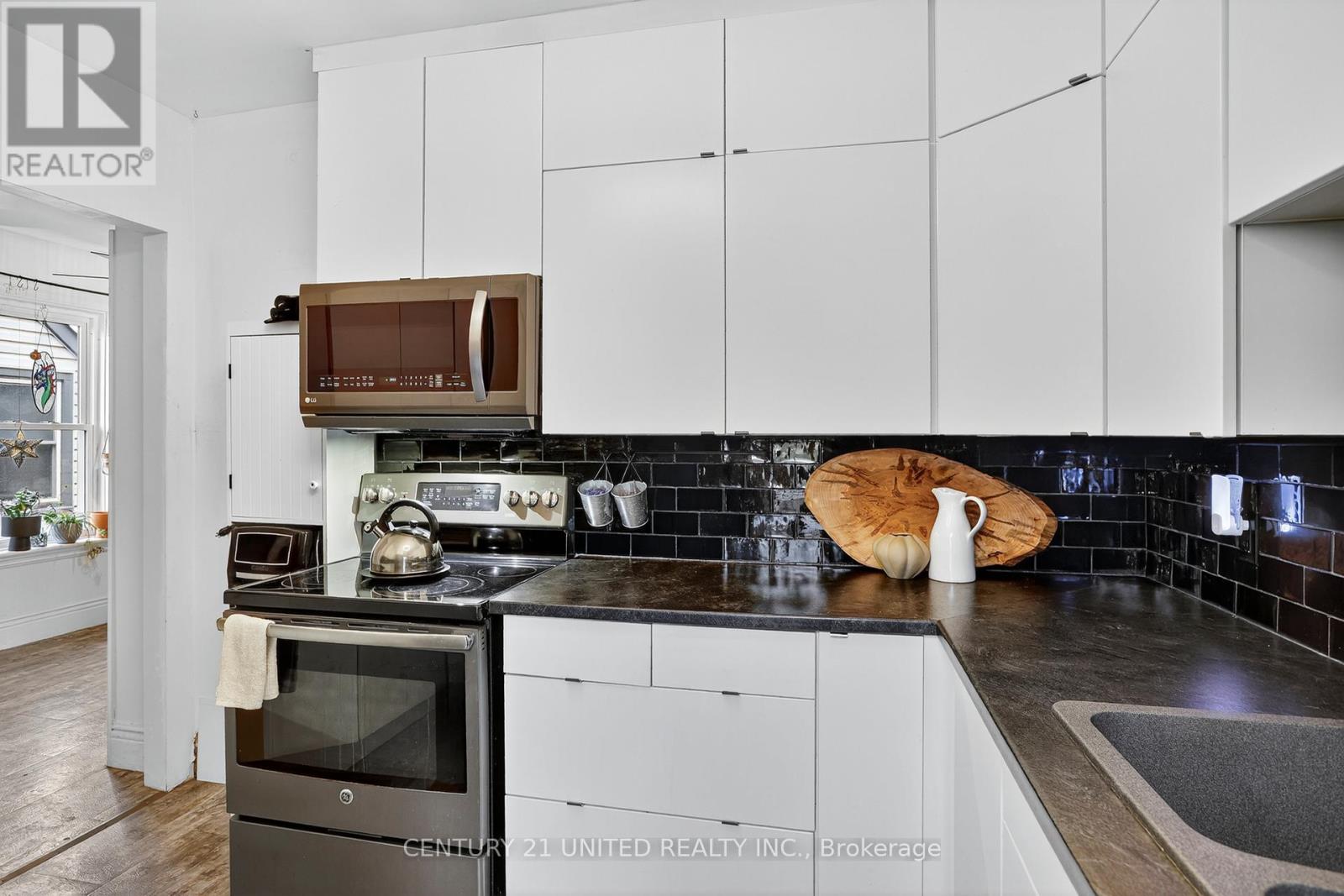 201 Romaine Street, Peterborough, Ontario  K9J 2C3 - Photo 21 - X12816034