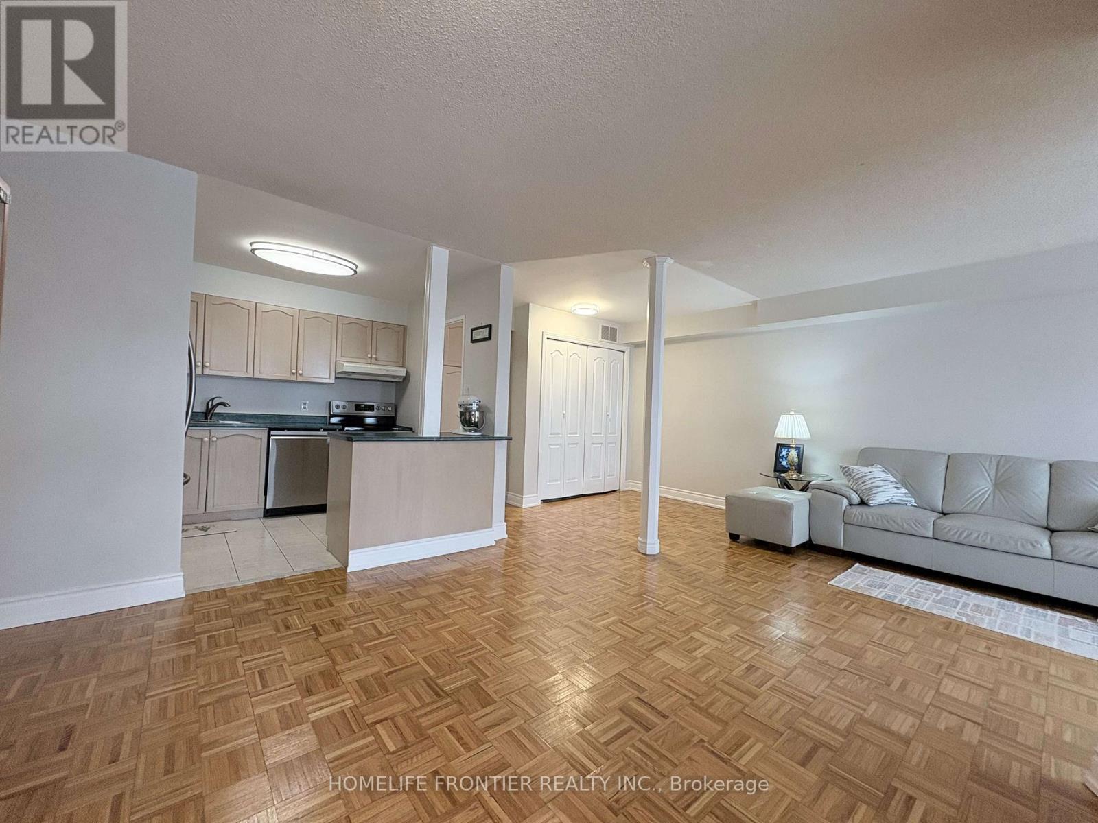 1906 - 1580 Mississauga Vly Boulevard, Mississauga, Ontario L5A 3T8 - Photo 10 - W12816922