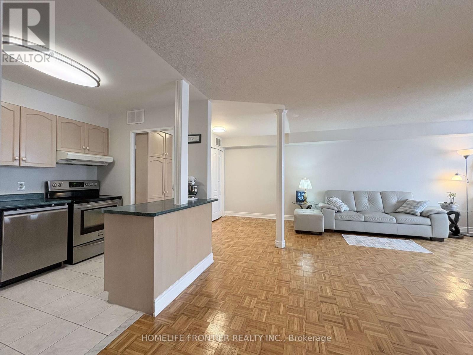 1906 - 1580 Mississauga Vly Boulevard, Mississauga, Ontario L5A 3T8 - Photo 15 - W12816922