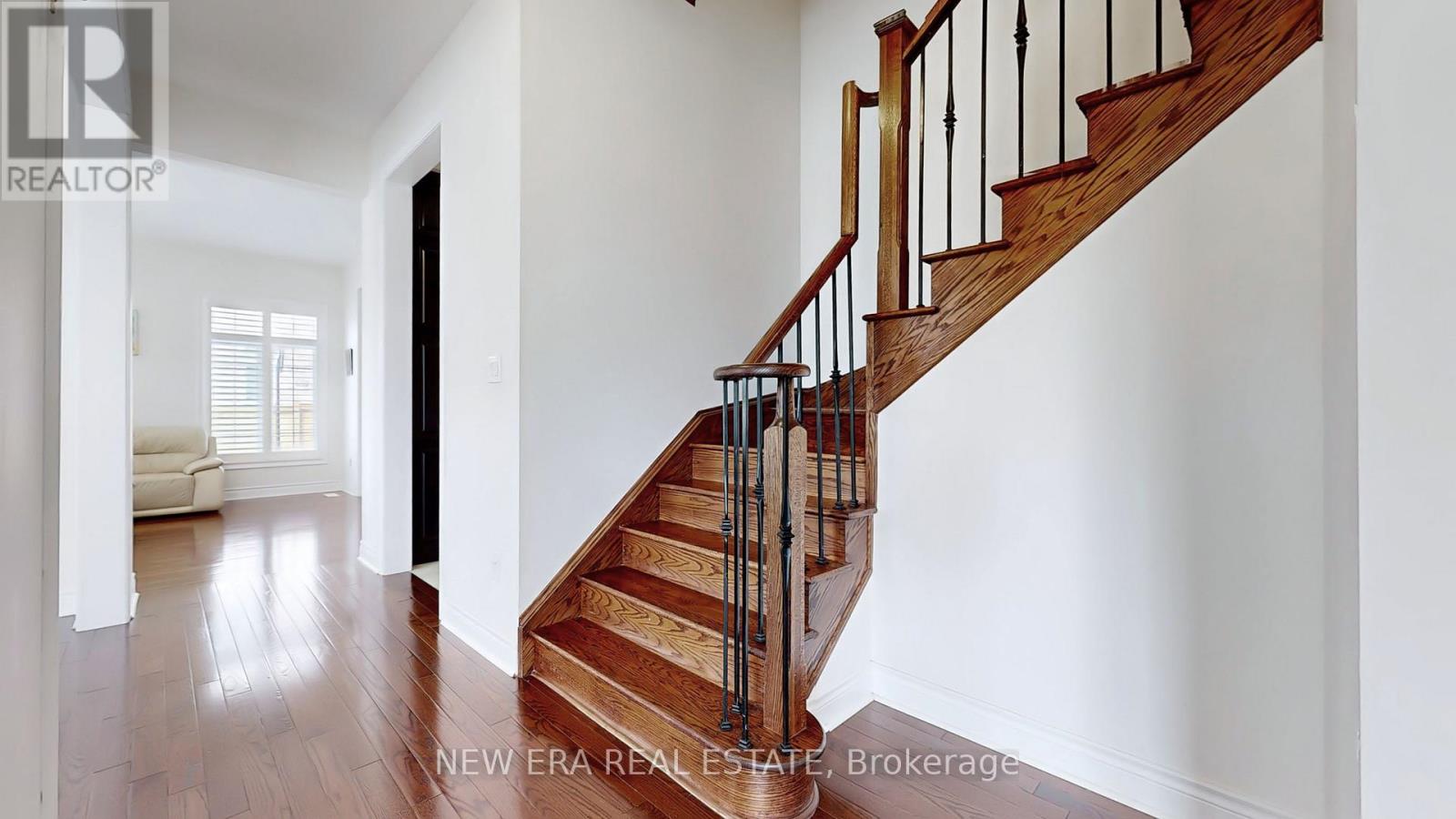 77 Wildflower Lane, Halton Hills, Ontario  L7G 0A5 - Photo 23 - W12816924