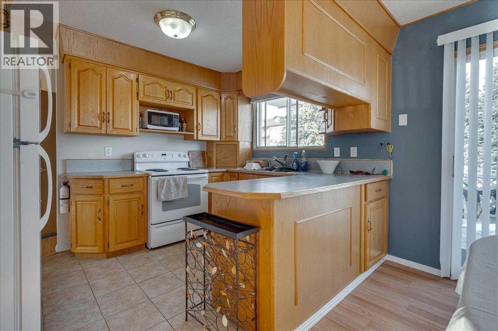 5510 57 Avenue, Ponoka, Alberta  T4J 1L6 - Photo 10 - A2286649