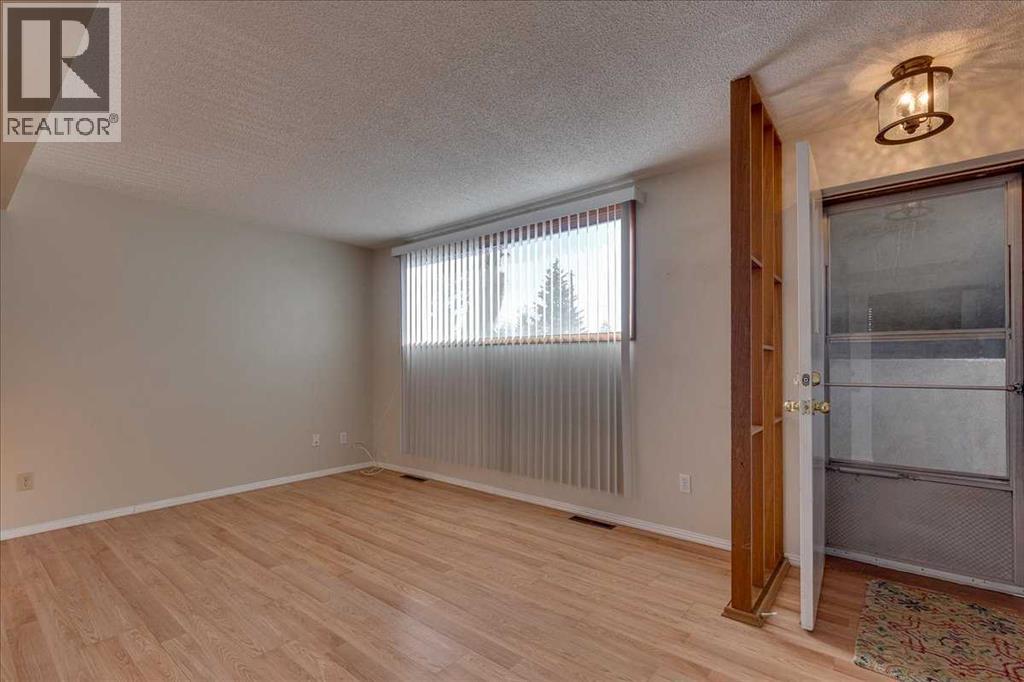 5510 57 Avenue, Ponoka, Alberta  T4J 1L6 - Photo 33 - A2286649