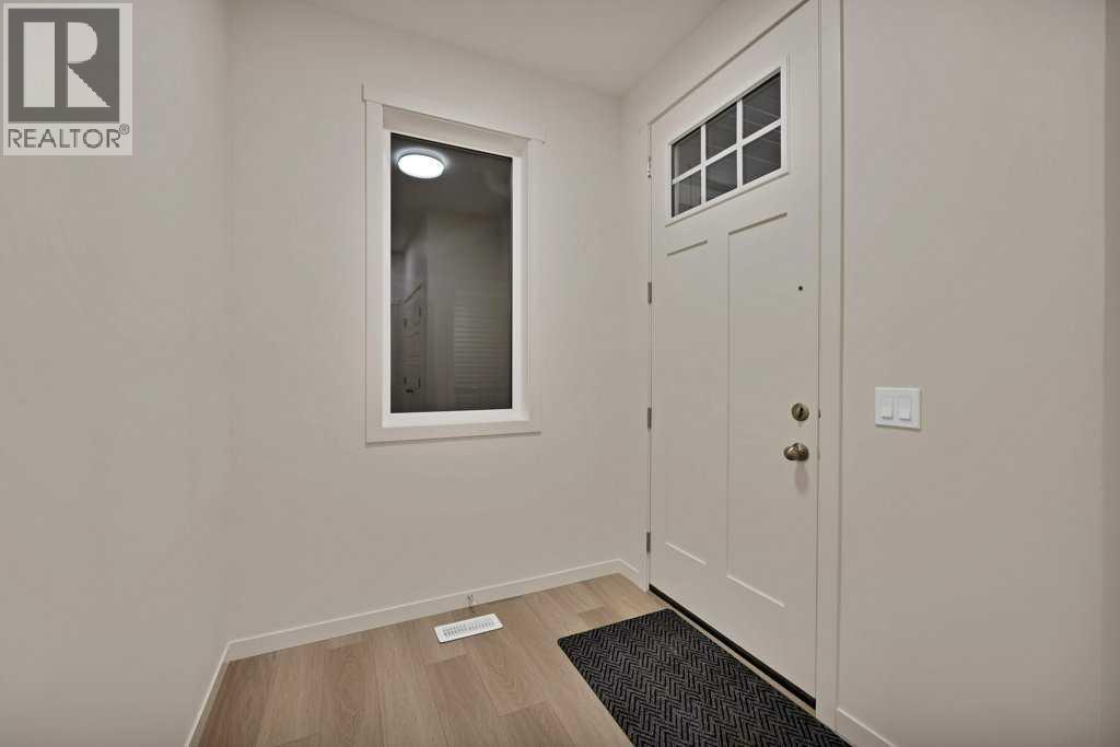 557 Chelsea Gardens, Chestermere, Alberta  T1X 2V4 - Photo 6 - A2280507