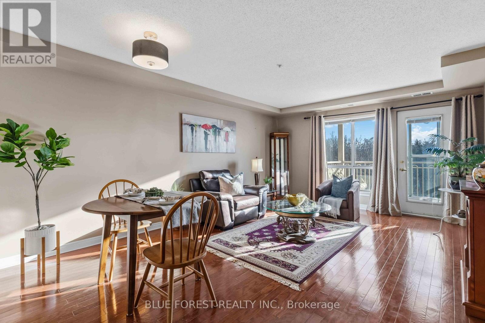 Photo 6 of 46 for 301 - 511 Gainsborough Road