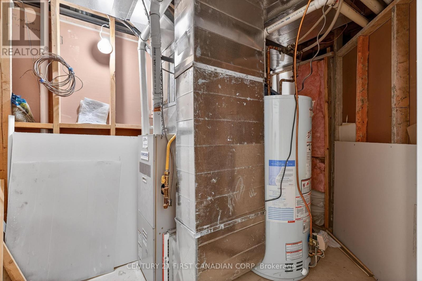 Photo 37 of 47 for 1310 Oakcrossing Road