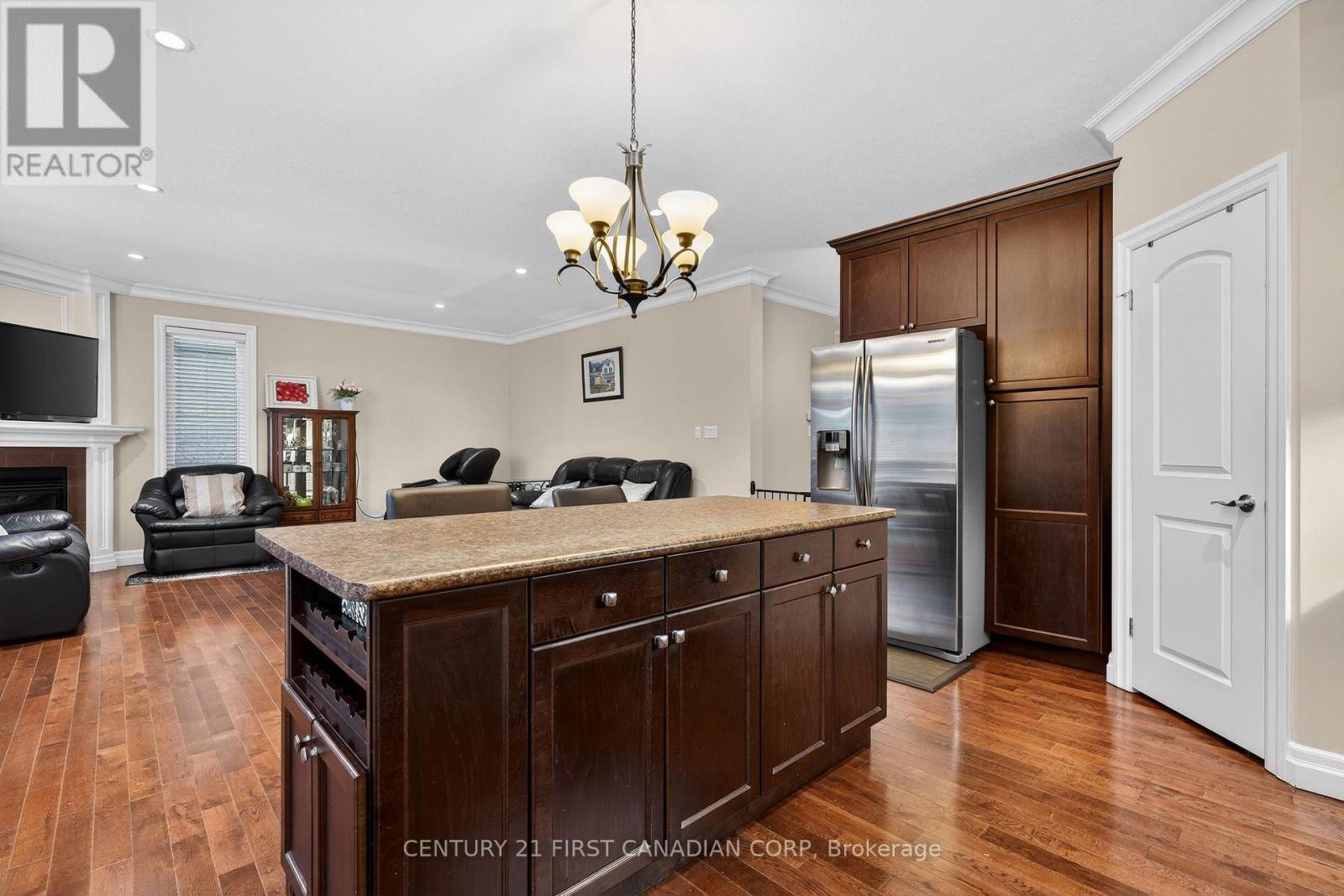 1310 Oakcrossing Road, London North, Ontario  N6H 0C1 - Photo 17 - X12804064