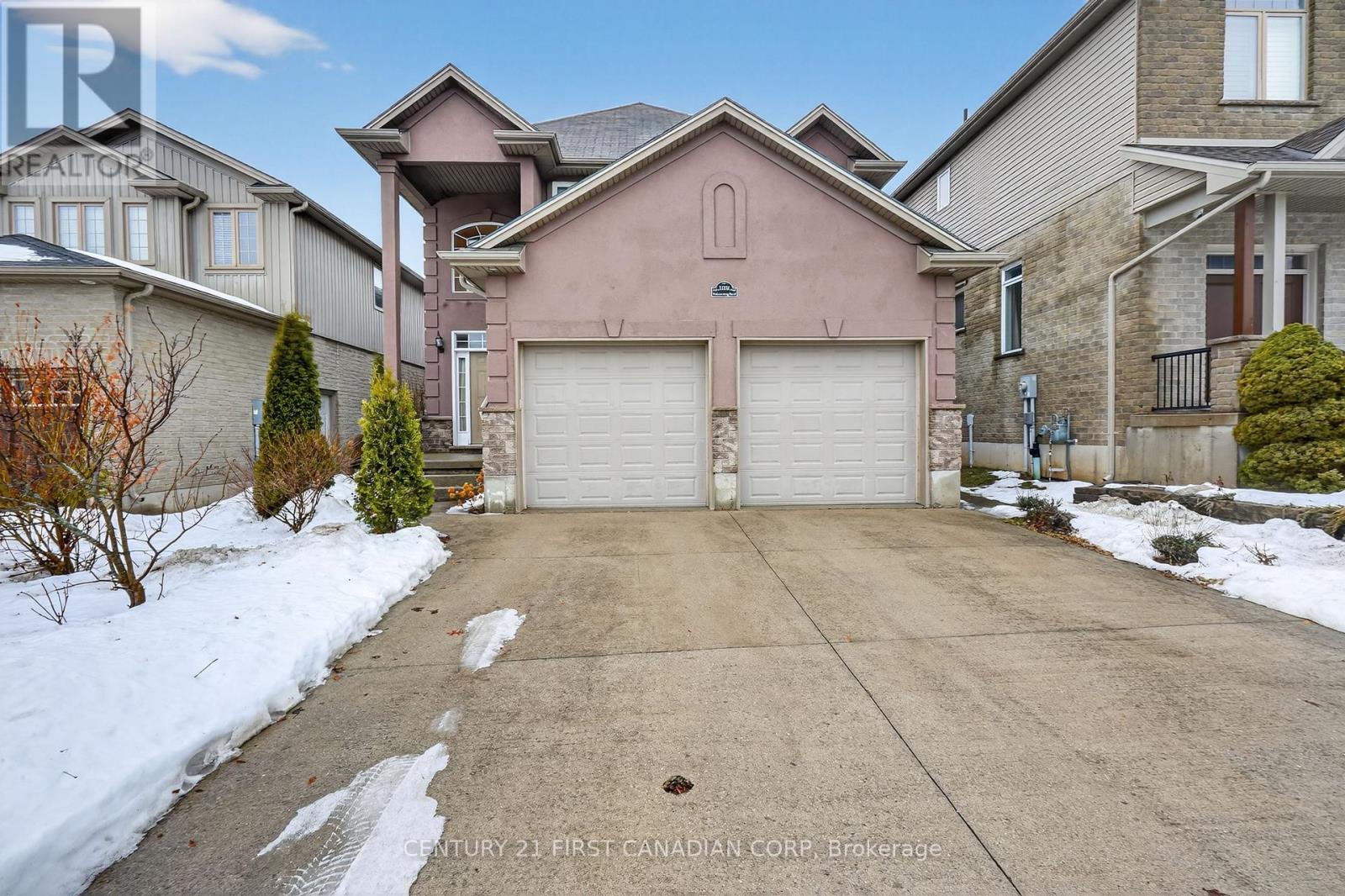 1310 Oakcrossing Road, London North, Ontario  N6H 0C1 - Photo 2 - X12804064