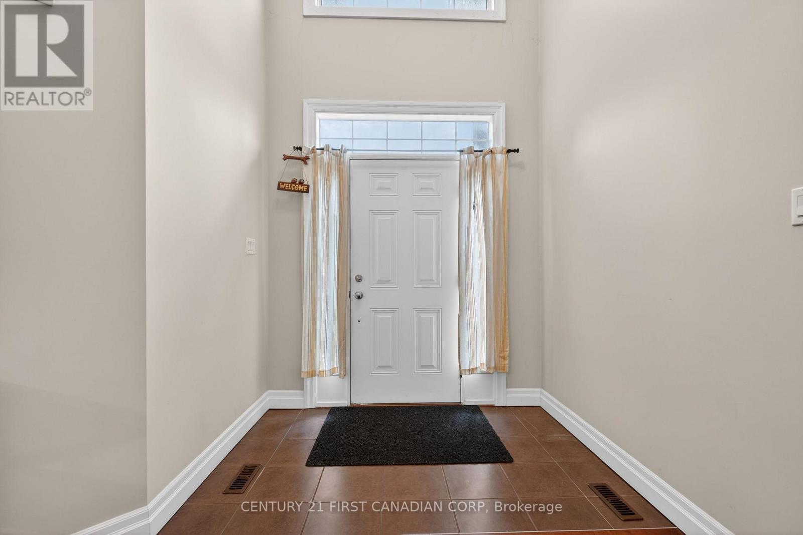 1310 Oakcrossing Road, London North, Ontario  N6H 0C1 - Photo 7 - X12804064