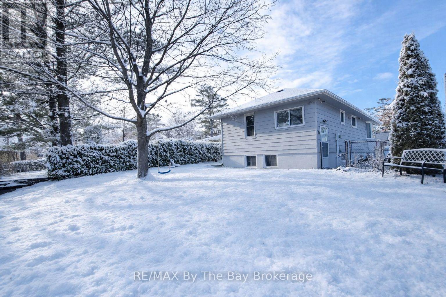 18 16TH STREET S, wasaga beach, Ontario