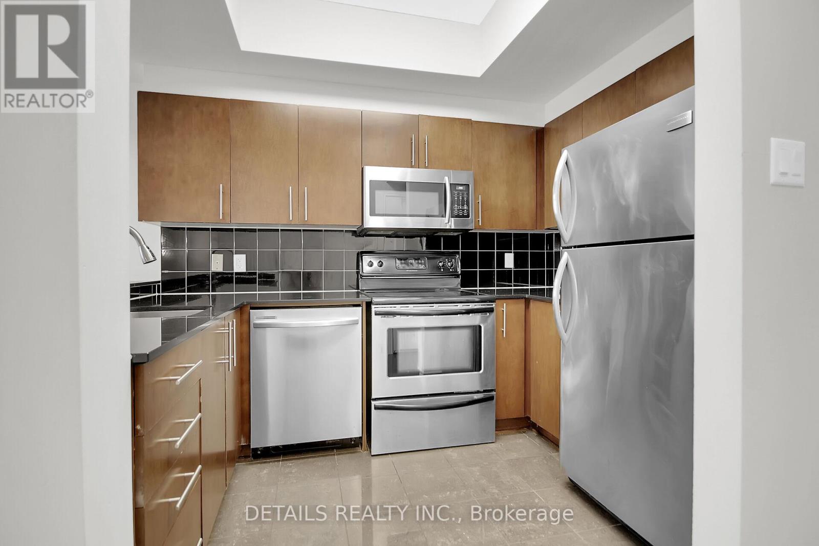 1202 - 200 Rideau Street, Ottawa, Ontario  K1N 5Y1 - Photo 7 - X12595478