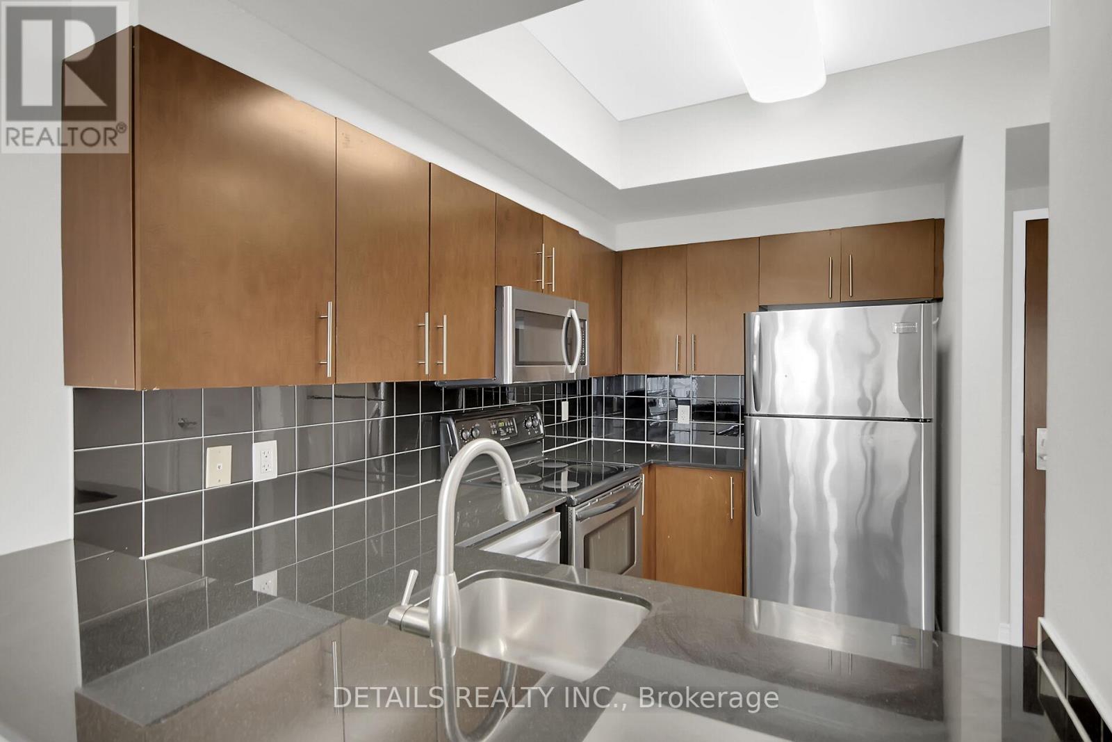 1202 - 200 Rideau Street, Ottawa, Ontario  K1N 5Y1 - Photo 9 - X12595478