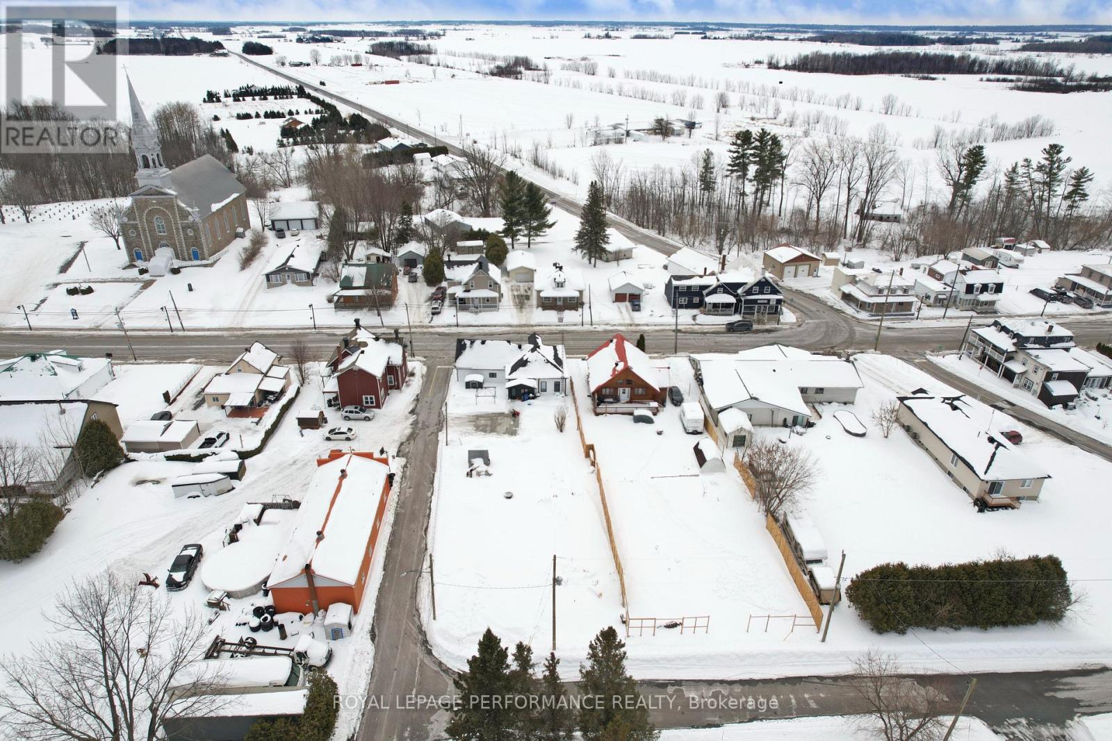 2061 Lajoie Street, Alfred And Plantagenet, Ontario  K0B 1J0 - Photo 42 - X12808532