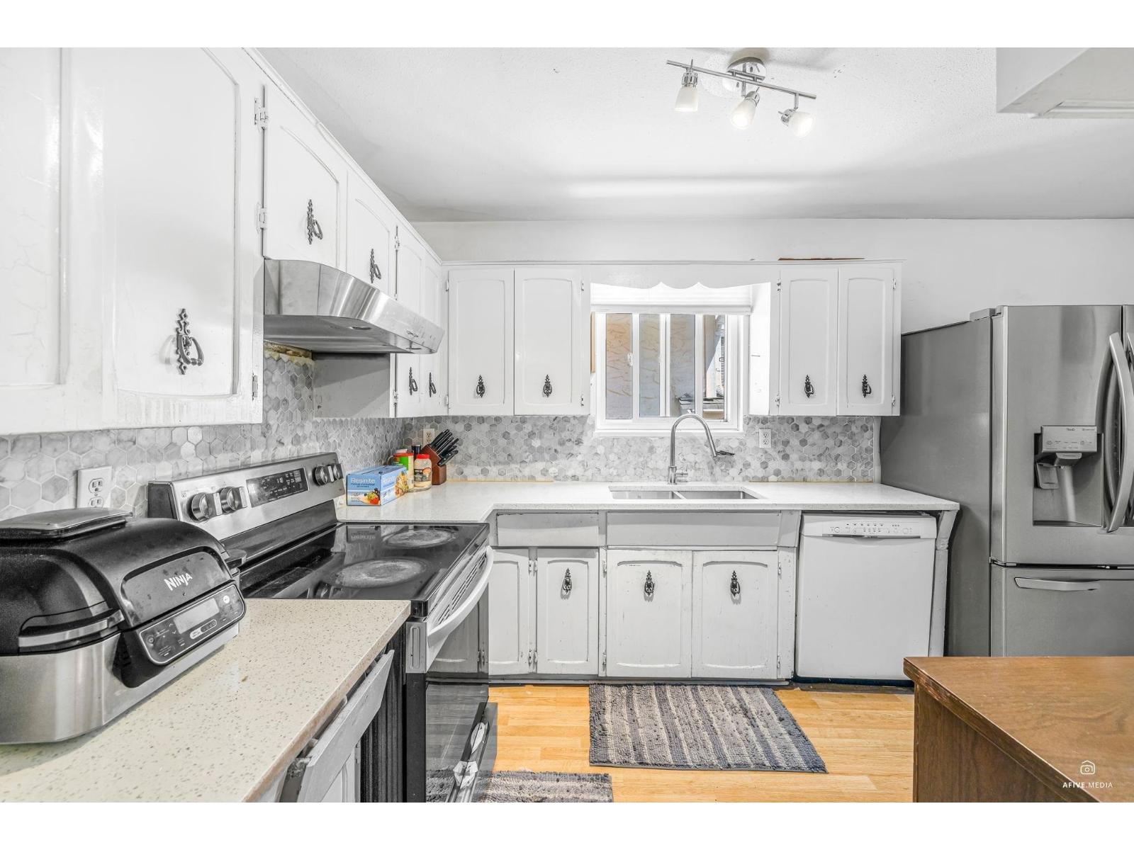 216 Davis Crescent, Langley, British Columbia  V4W 3K7 - Photo 12 - R3092633