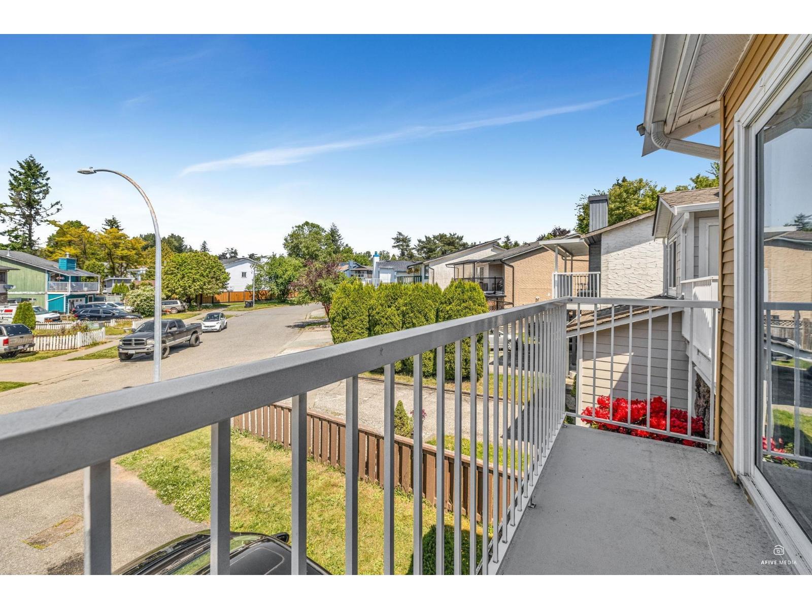 216 Davis Crescent, Langley, British Columbia  V4W 3K7 - Photo 16 - R3092633