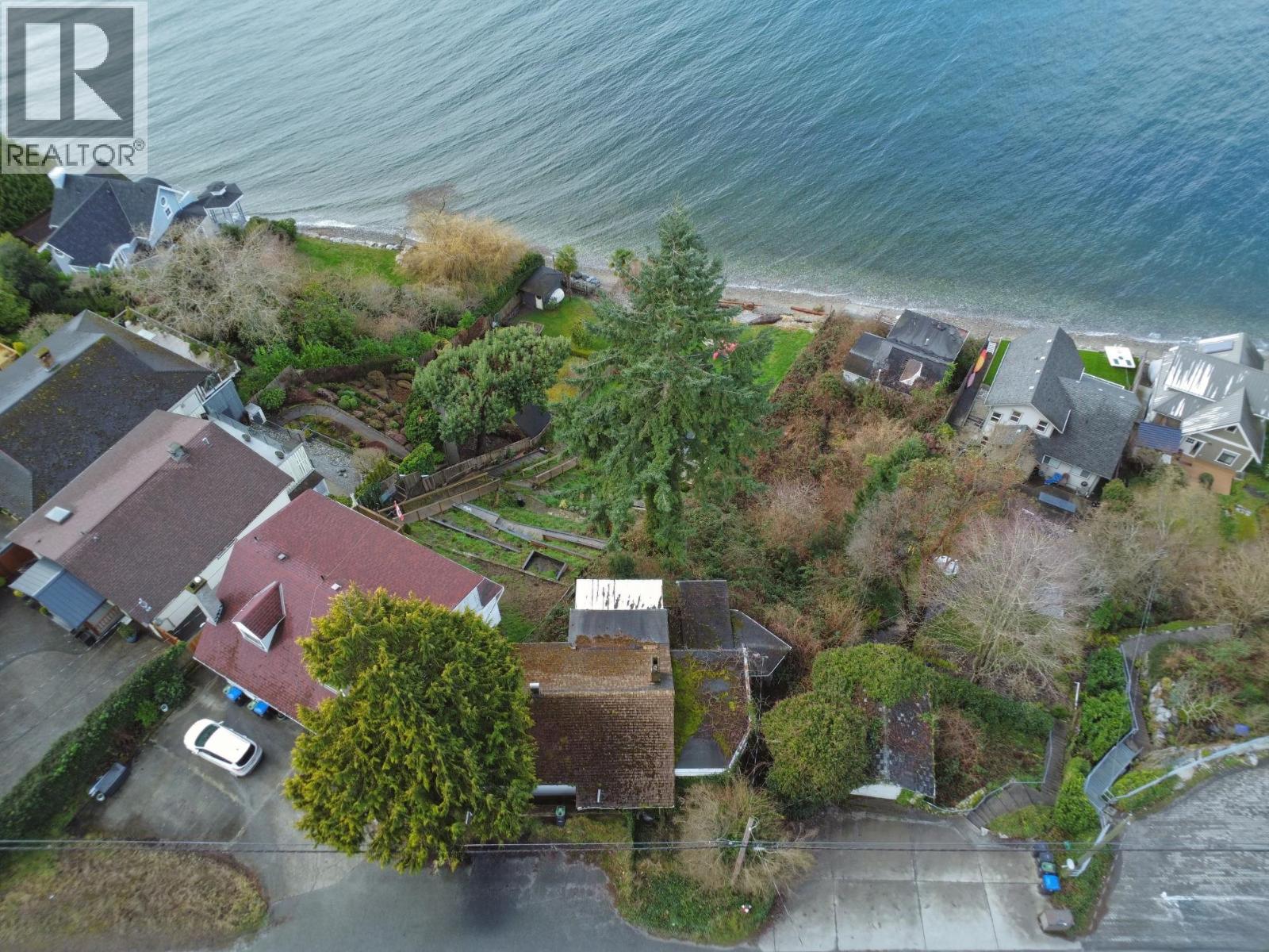 5225b Sunshine Coast Highway, Sechelt, British Columbia  V7Z 0C4 - Photo 7 - R3092747