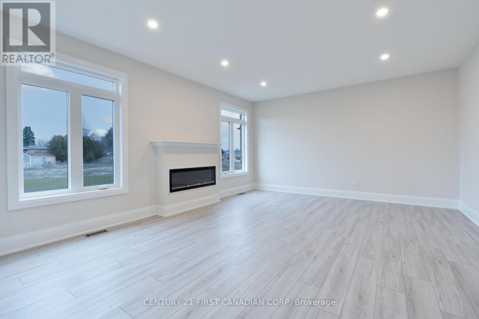 241 Leitch Street, Dutton/dunwich, Ontario  N0L 1J0 - Photo 9 - X12816996