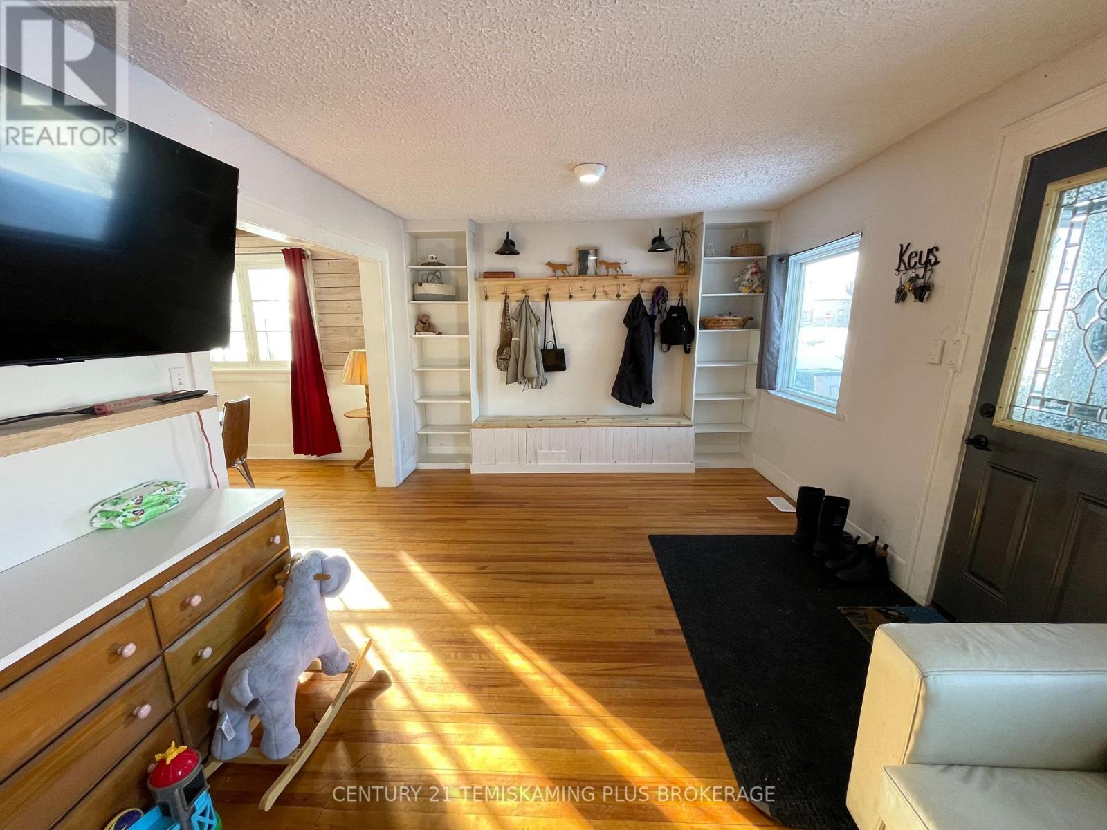 246 Mccamus Avenue, Temiskaming Shores, Ontario  P0J 1P0 - Photo 10 - T12817146