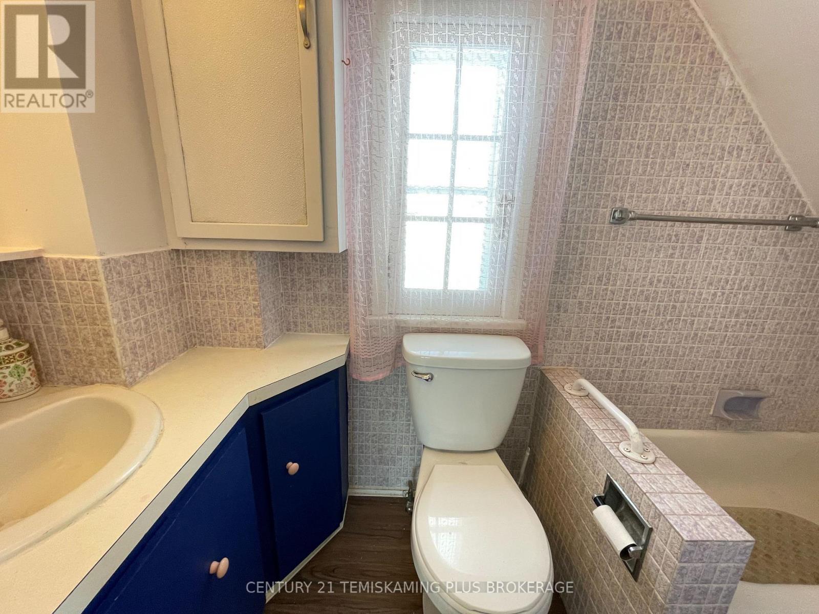 246 Mccamus Avenue, Temiskaming Shores, Ontario  P0J 1P0 - Photo 24 - T12817146