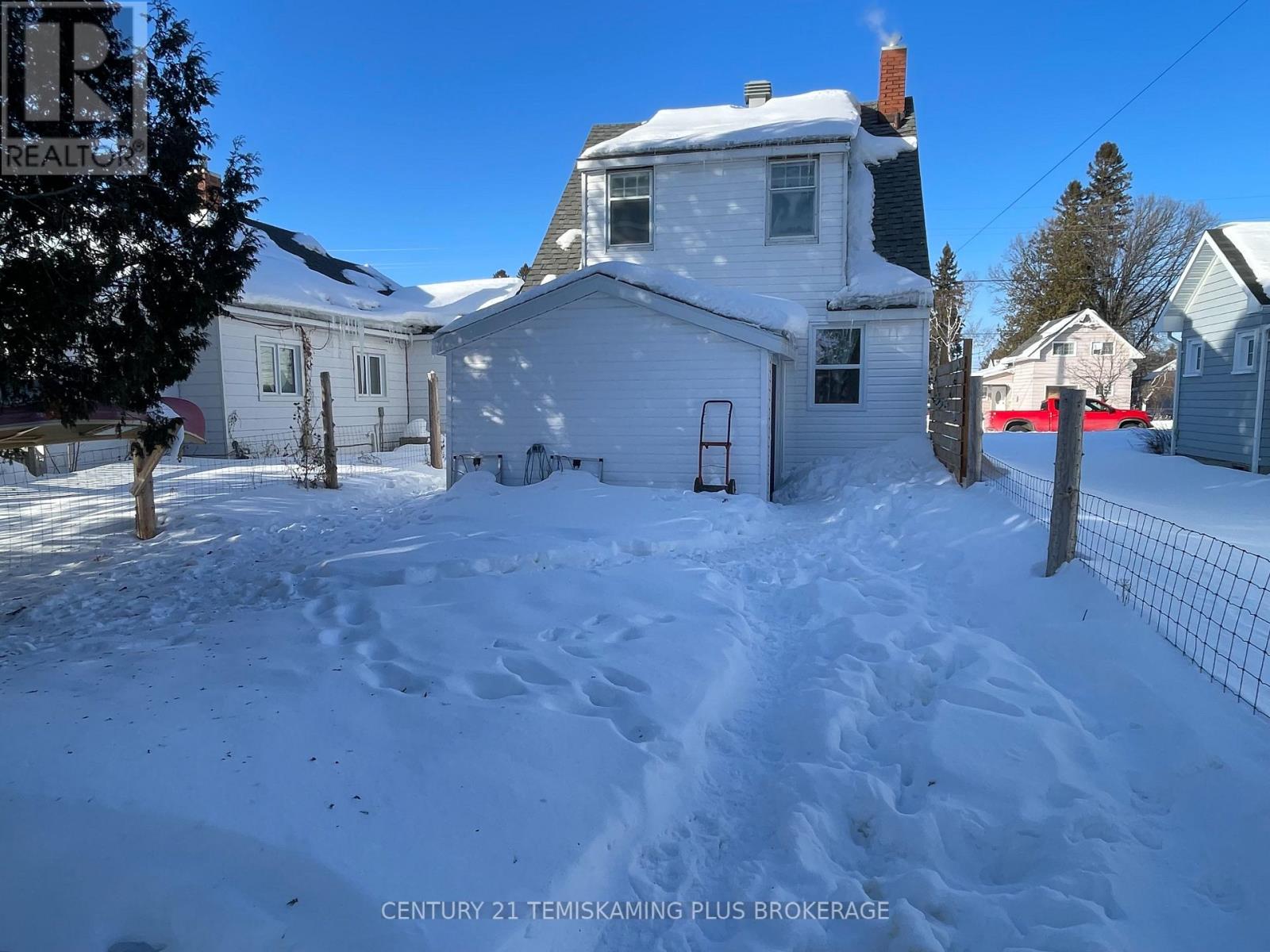 246 Mccamus Avenue, Temiskaming Shores, Ontario  P0J 1P0 - Photo 4 - T12817146