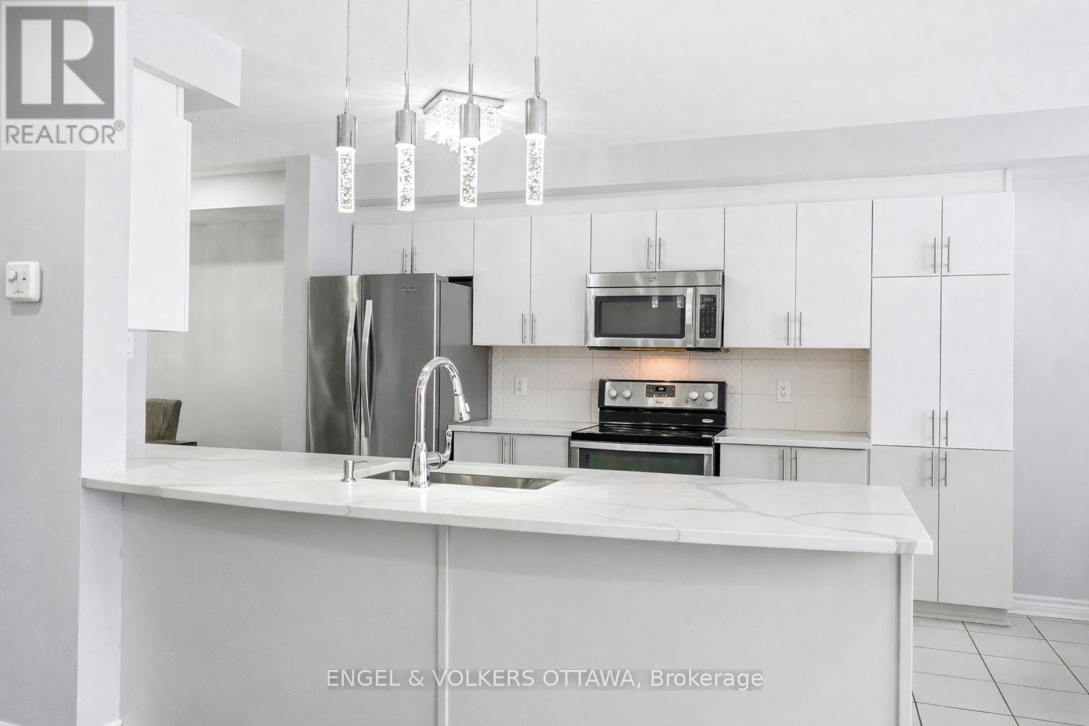 476 Barrick Hill Road, Ottawa, Ontario  K2M 0H8 - Photo 8 - X12817006