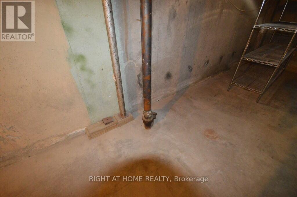 348 Woodroffe Avenue, Ottawa, Ontario  K2A 3V5 - Photo 6 - X12817042