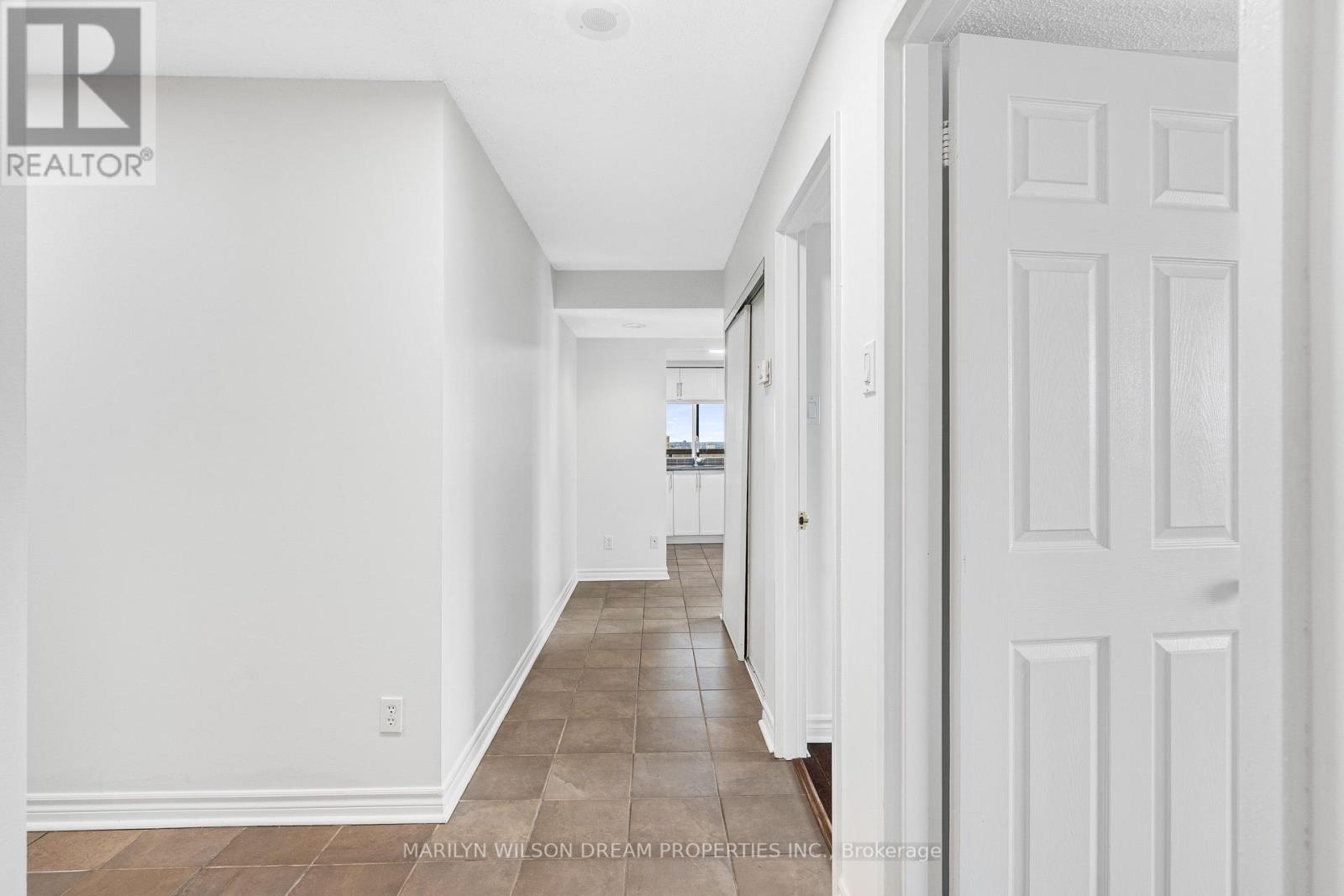 2107 - 199 Kent Street, Ottawa, Ontario  K2P 2K8 - Photo 4 - X12817136