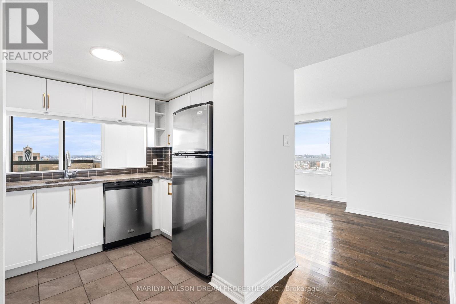 2107 - 199 Kent Street, Ottawa, Ontario  K2P 2K8 - Photo 9 - X12817136