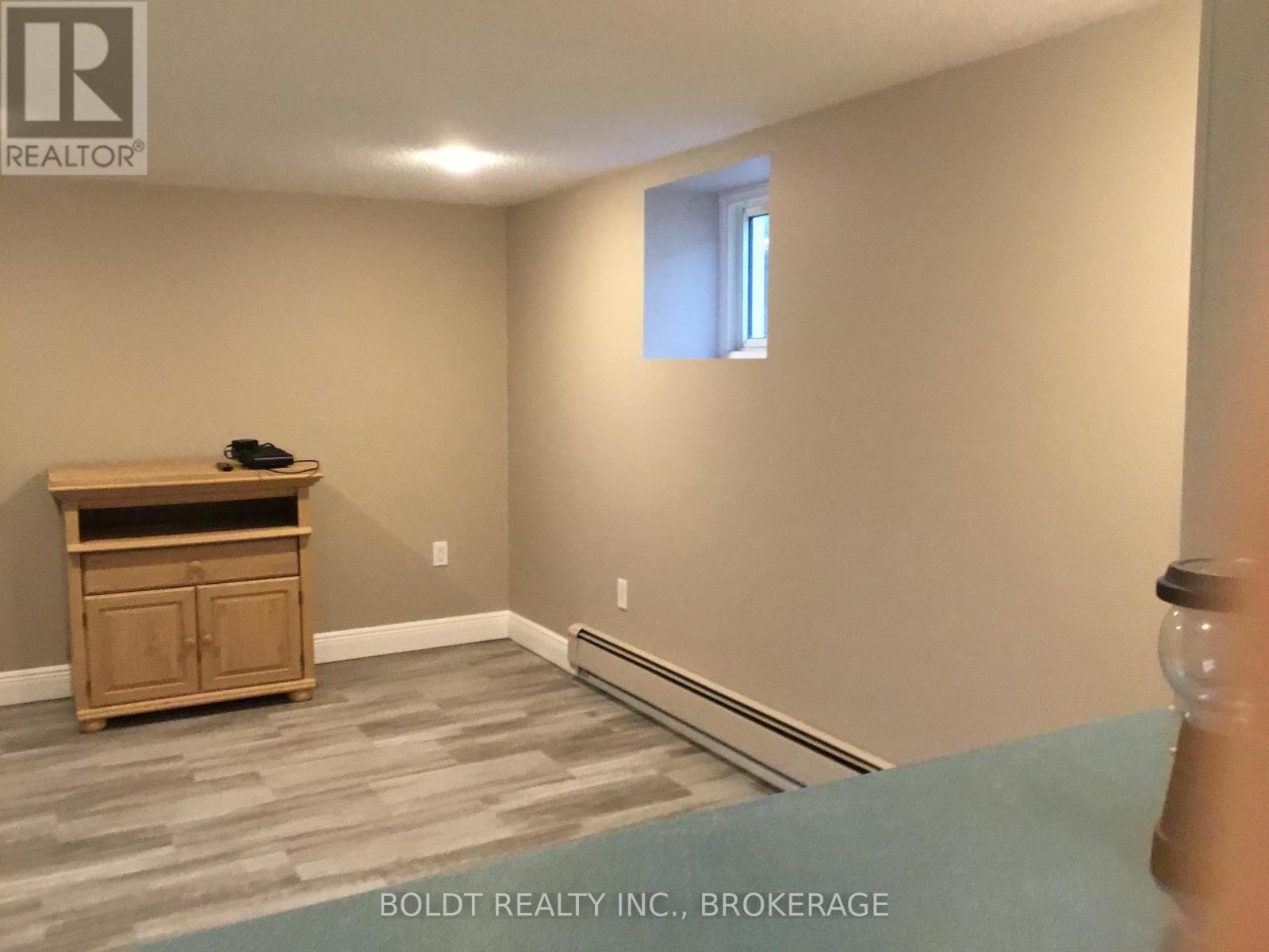 23 Almond Street, St. Catharines, Ontario  L2T 1G1 - Photo 32 - X12817074