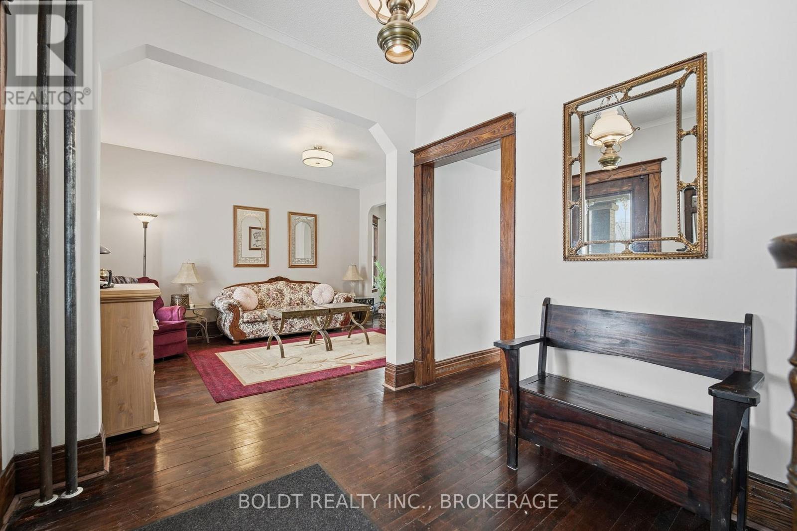 23 Almond Street, St. Catharines, Ontario  L2T 1G1 - Photo 7 - X12817074