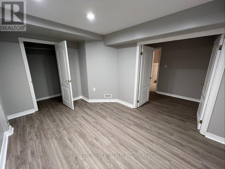 Lower - 205 Dorchester Drive, Grimsby (Grimsby East), Ontario  L3M 5N5 - Photo 9 - X12817150