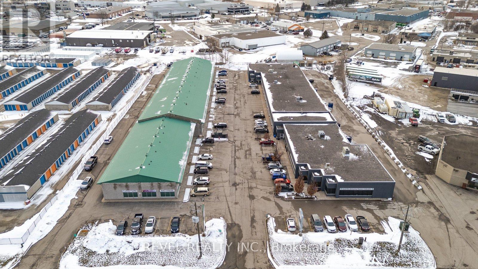 12-Upper - 45 Dalkeith Drive, Brantford, Ontario  N3P 1M1 - Photo 19 - X12816940