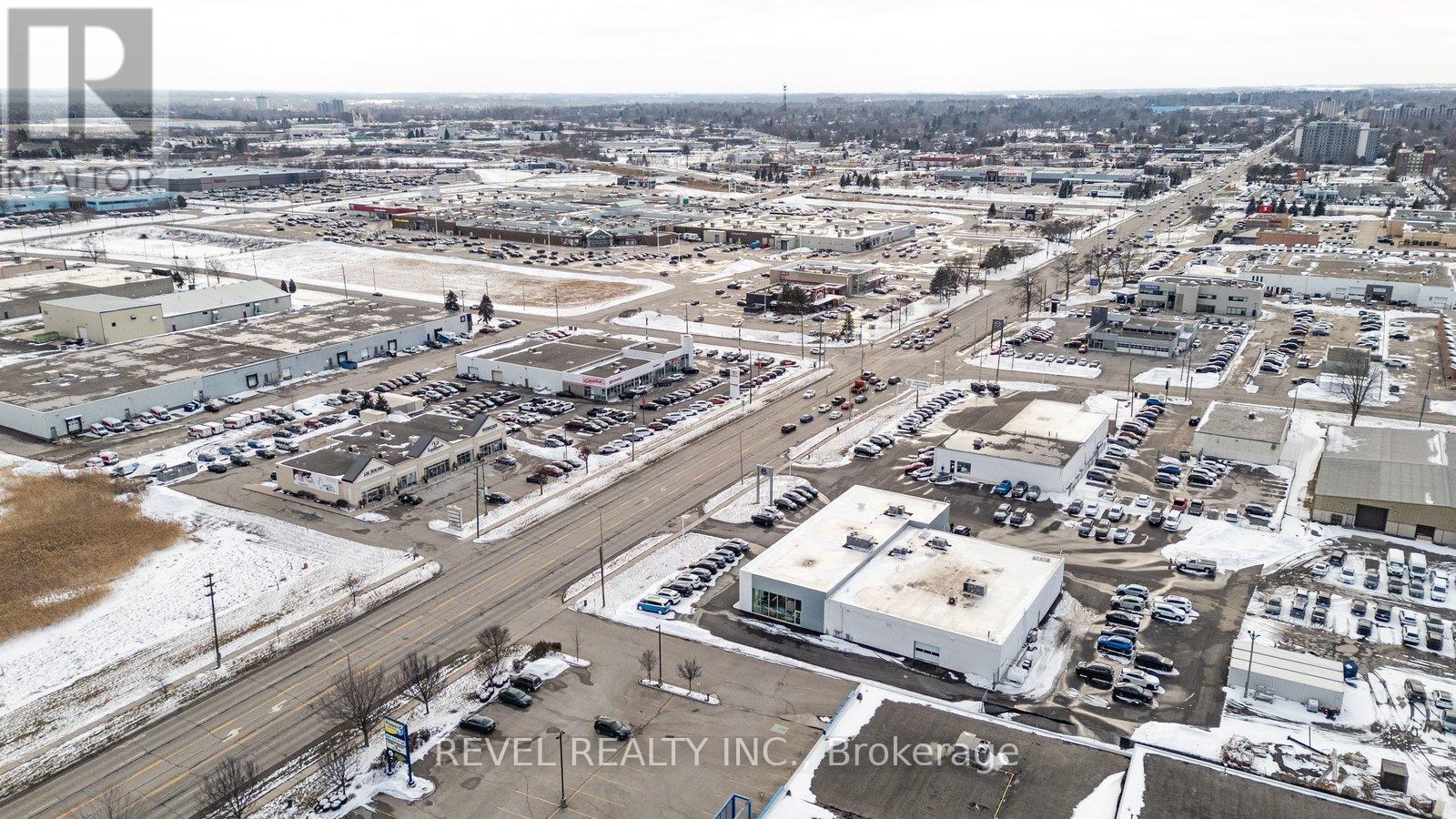 12-Upper - 45 Dalkeith Drive, Brantford, Ontario  N3P 1M1 - Photo 15 - X12816940