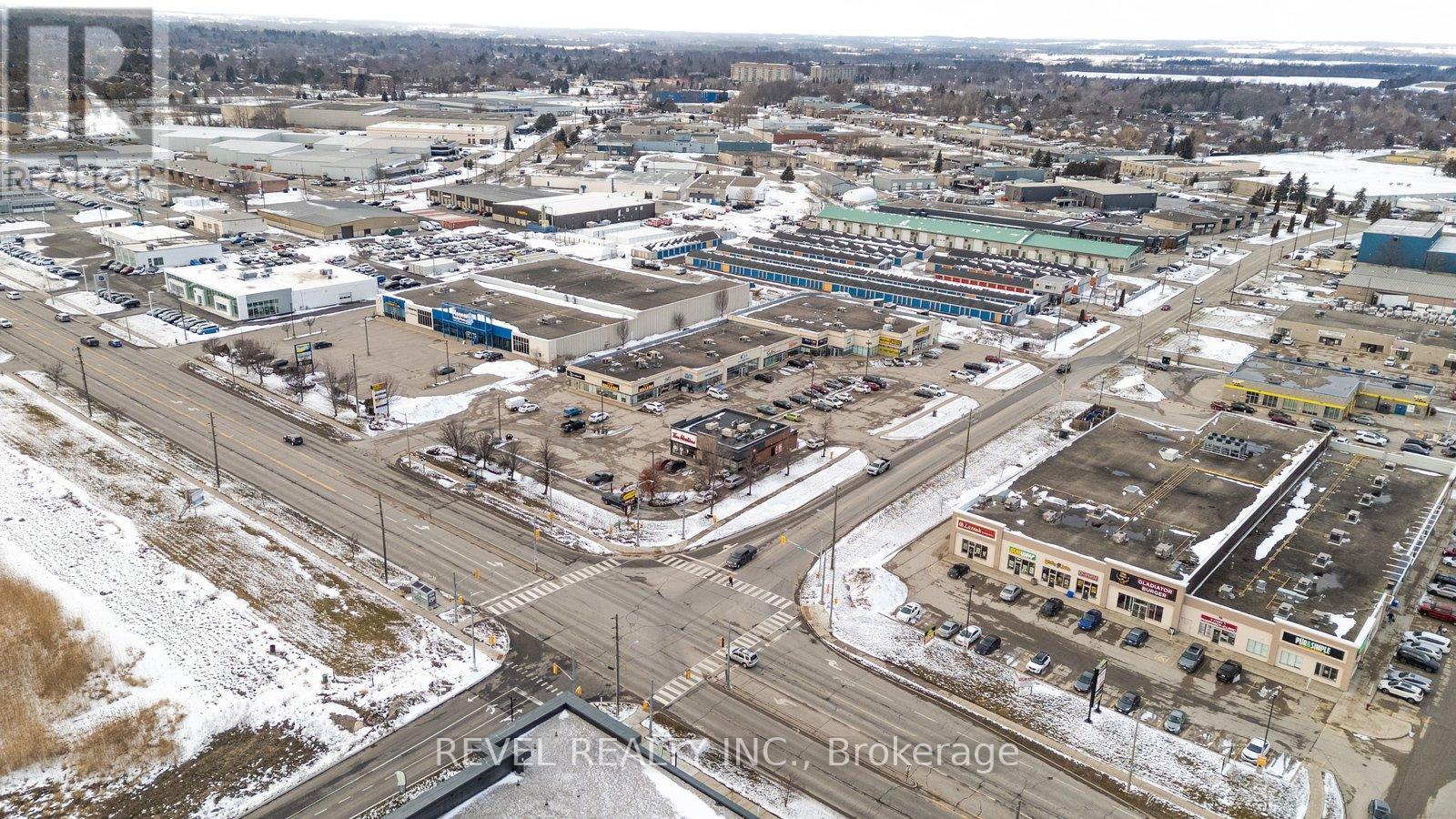 12-Upper - 45 Dalkeith Drive, Brantford, Ontario  N3P 1M1 - Photo 16 - X12816940