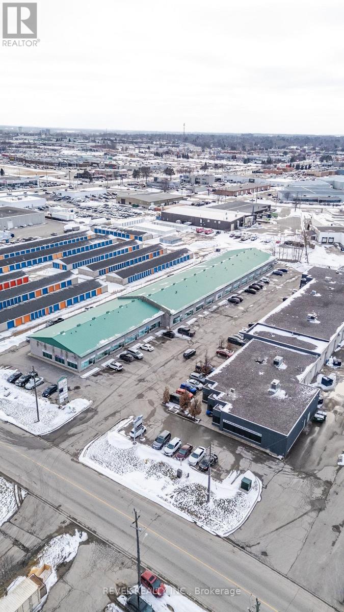 12-Upper - 45 Dalkeith Drive, Brantford, Ontario  N3P 1M1 - Photo 23 - X12816940