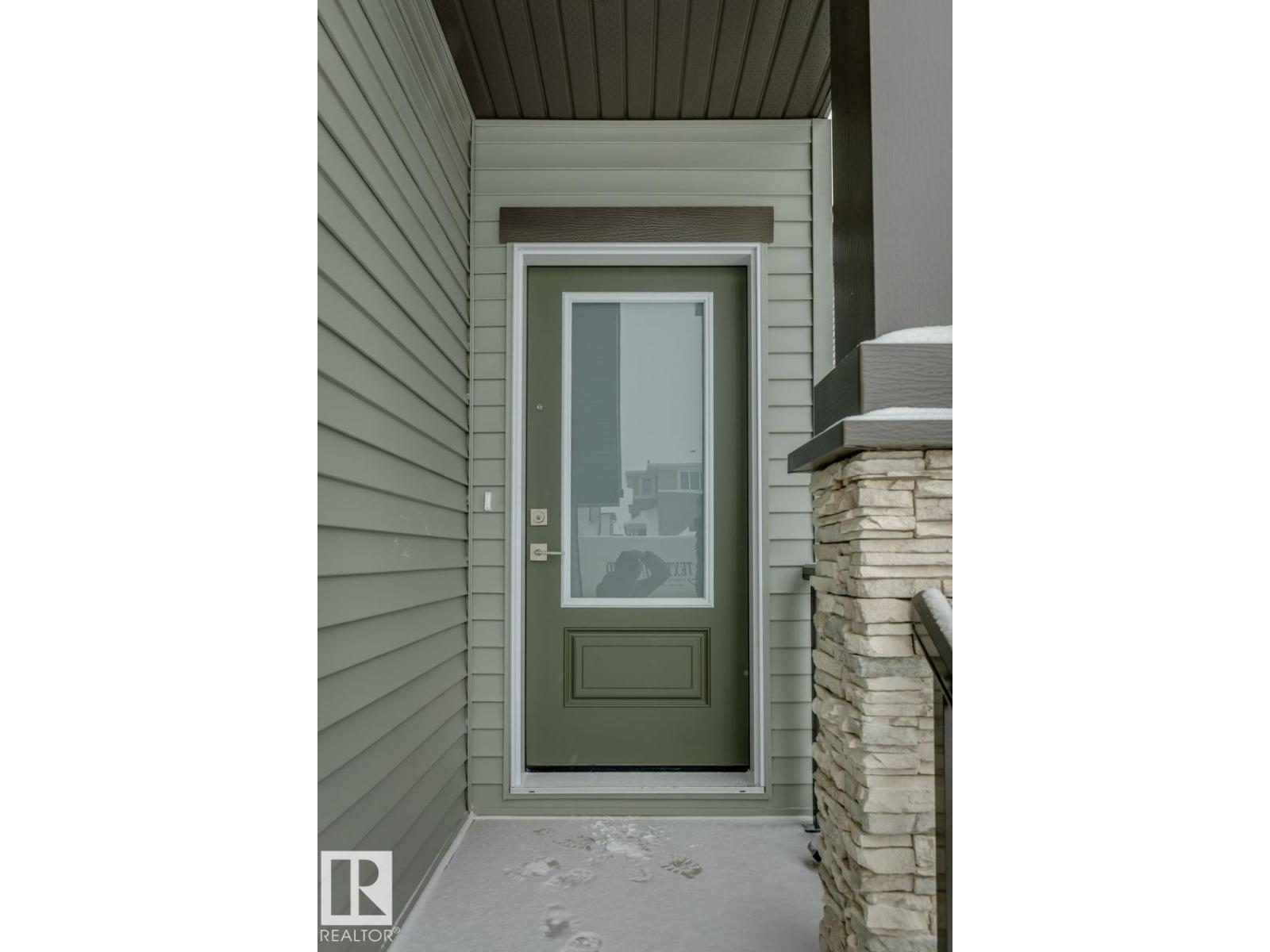 923 18 Av Nw, Edmonton, Alberta  T6T 2X3 - Photo 3 - E4469196