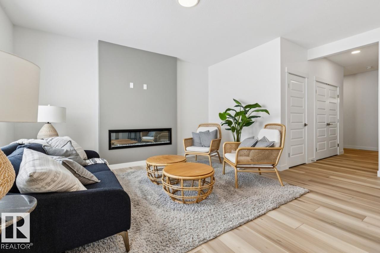 923 18 Av Nw, Edmonton, Alberta  T6T 2X3 - Photo 13 - E4469196