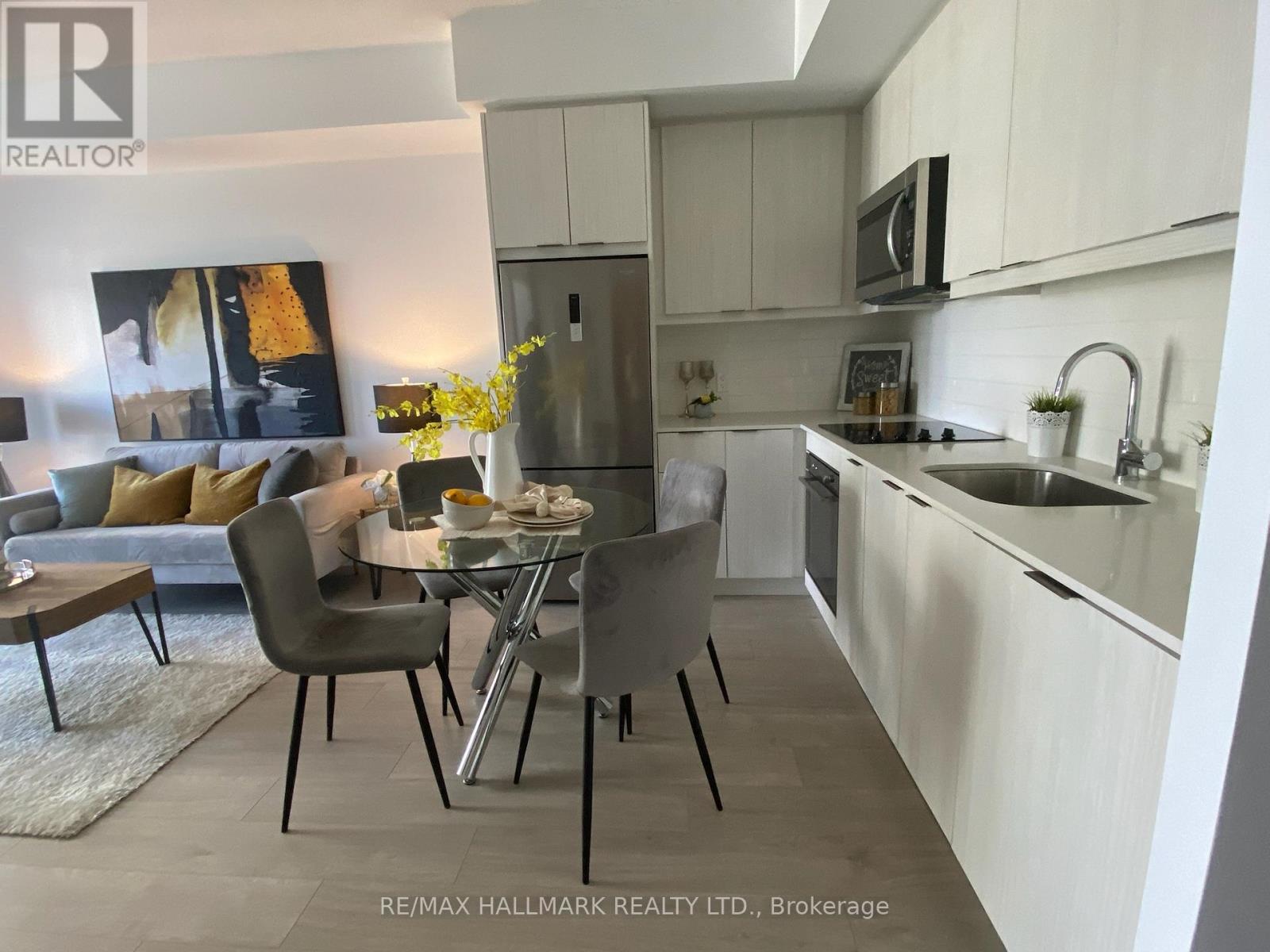 1610 - 38 Forest Manor Road, Toronto, Ontario  M2J 0H4 - Photo 3 - C12817080