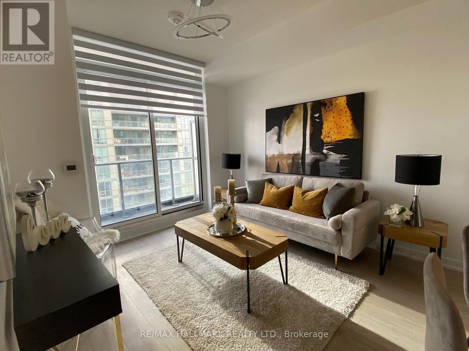 1610 - 38 Forest Manor Road, Toronto, Ontario  M2J 0H4 - Photo 4 - C12817080